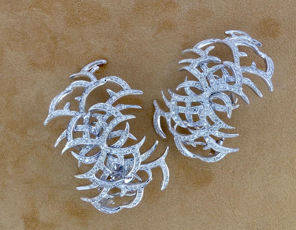 Moderno Ana Khouri Orecchini con diamanti aracnidi, 2013 in vendita