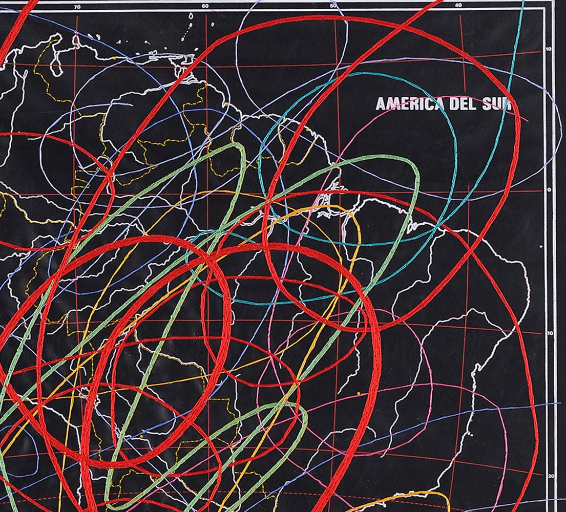 América del Sur. Bordado a mano en mapa. De la serie Cartografías - Mixed Media Art Contemporáneo de Ana Seggiaro