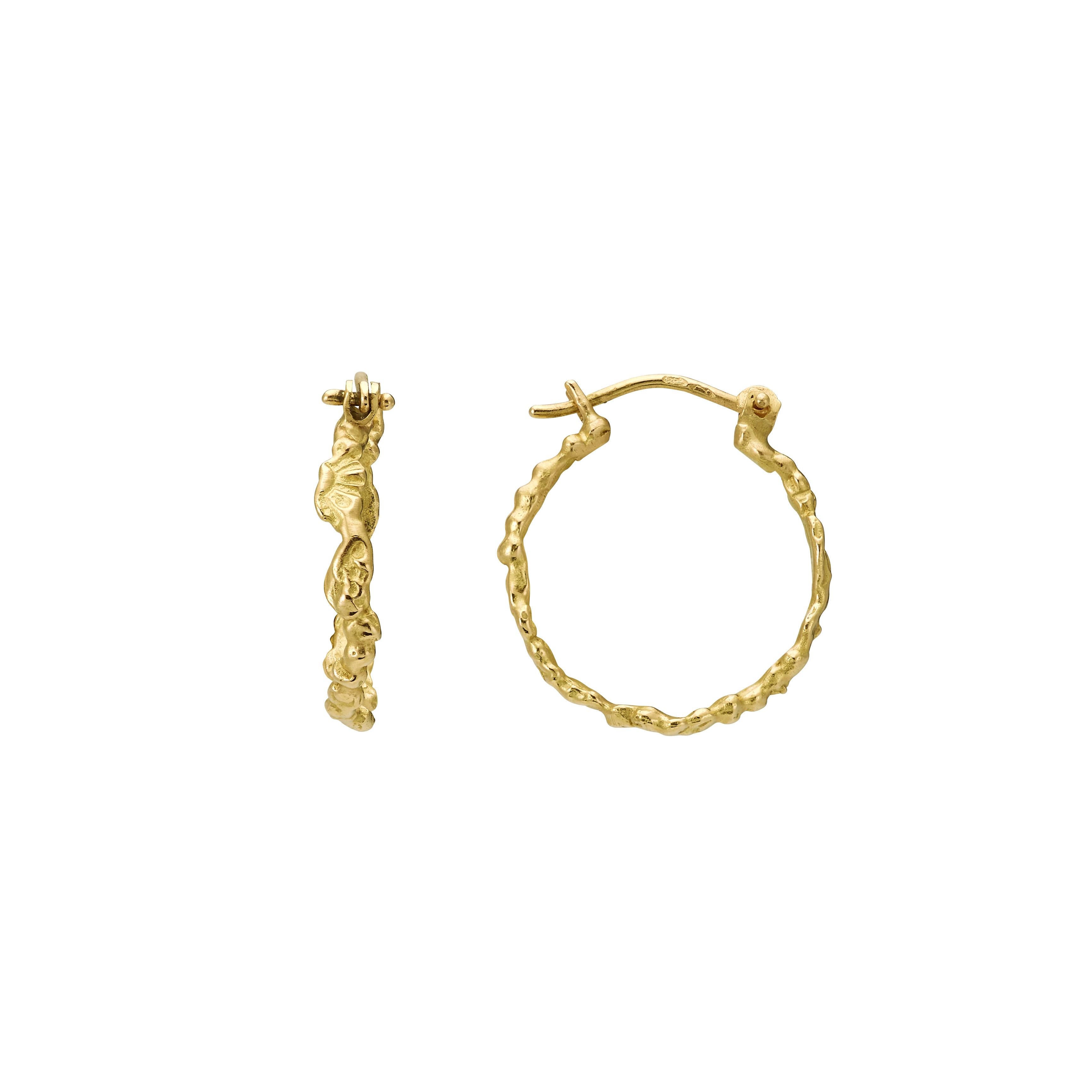 Anais Rheiner 18 Karat Yellow Gold Textured Hoop Earrings In New Condition For Sale In Paris, FR