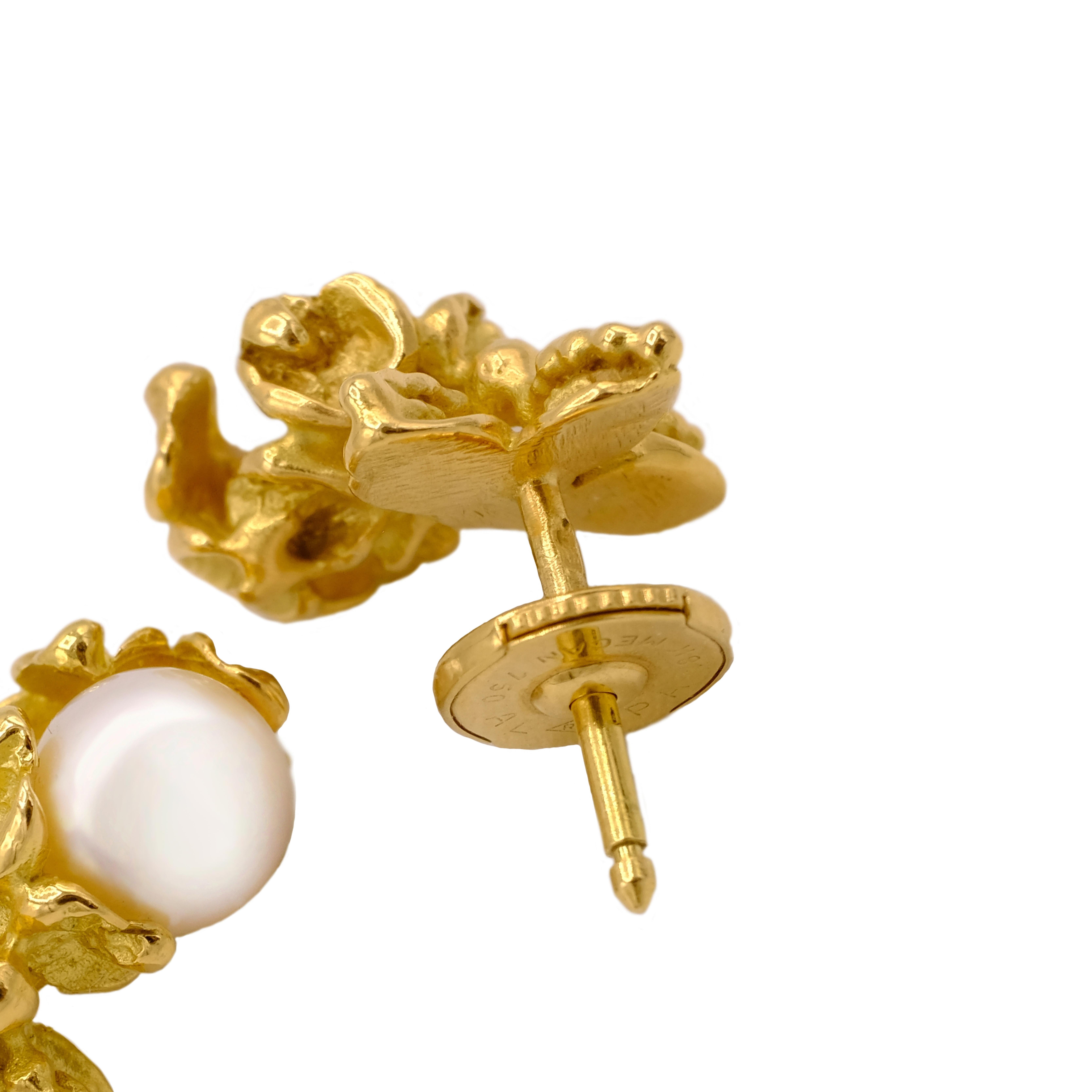 Women's 18 Karat Yellow Gold Akoya Pearl Engraved Drop Stud Earrings For Sale
