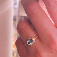Anais Rheiner 18 Karat Yellow Gold Oval Indicolite Tourmaline Textured Band Ring