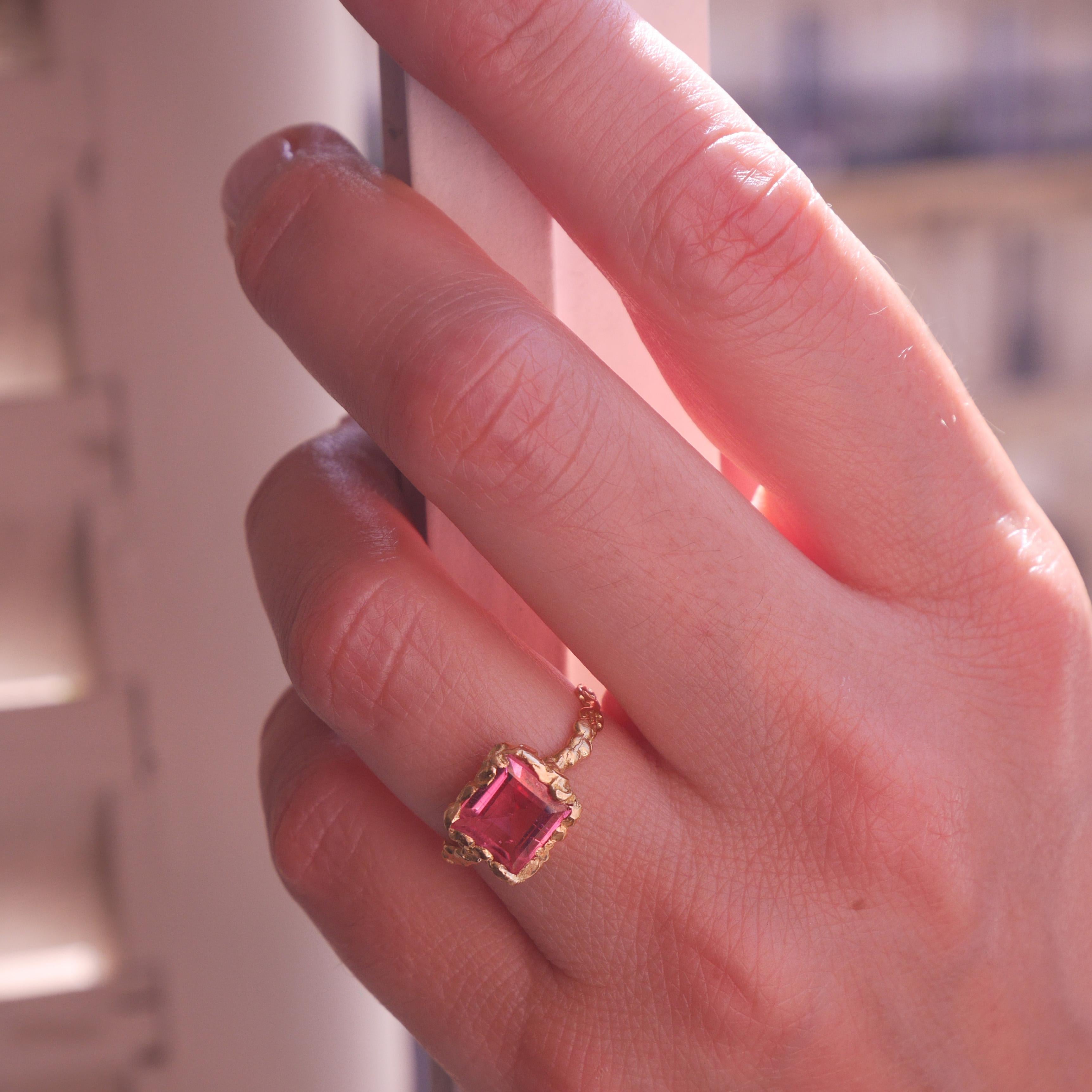 This ring is meticulously sculptured and cast from 18 Karat yellow gold and its weight is approximately 3 grams.
It is set with a 2.5 carat approx pink tourmaline.
French size 52  / 5.5 US size.
It can be made to size on request.
The craftsmanship