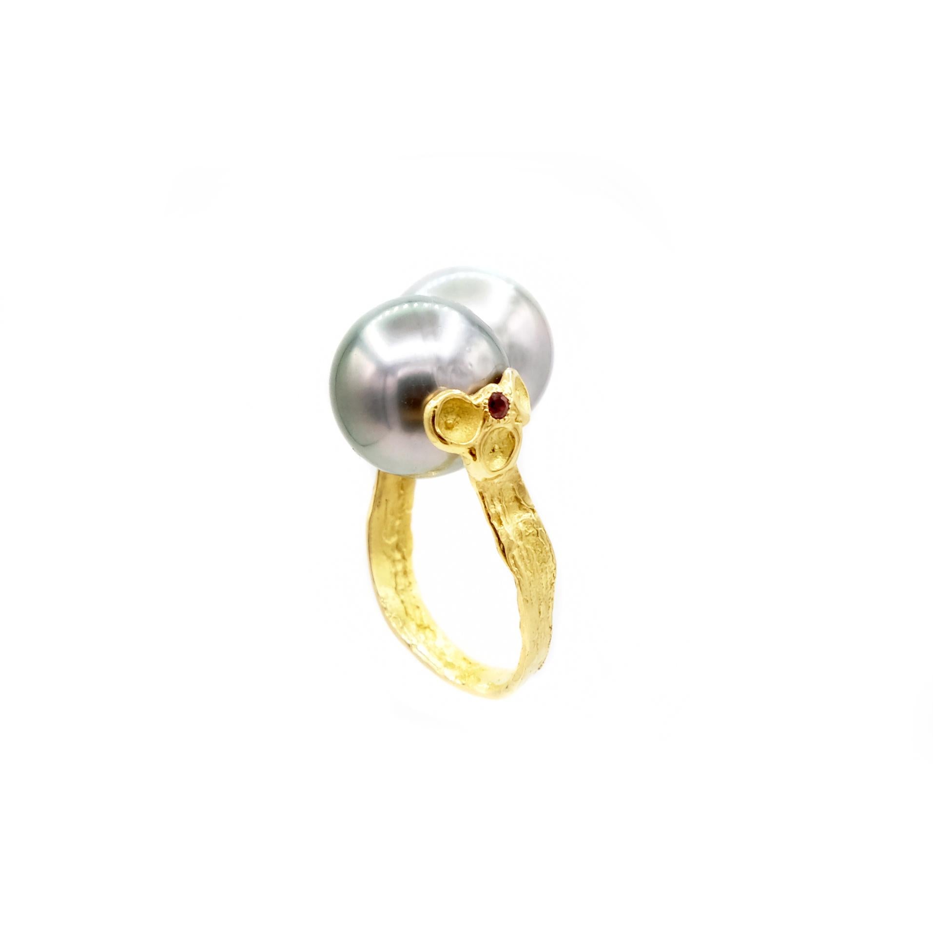 Round Cut 18 Karat Yellow Gold Tahiti Pearl Ruby Flower Cocktail Ring For Sale