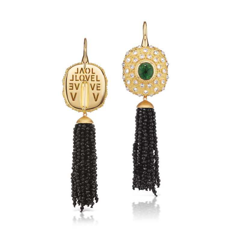 ONE-OF-A-KIND

AnaKatarina’s ‘Straight No Chaser’ ‘Earrings are an homage to the beautiful sea urchin and its totem of intuition and evolution. This beautiful work of art is one-of-a-kind. Rare Trapaiche emeralds adorn the center of the sea urchins