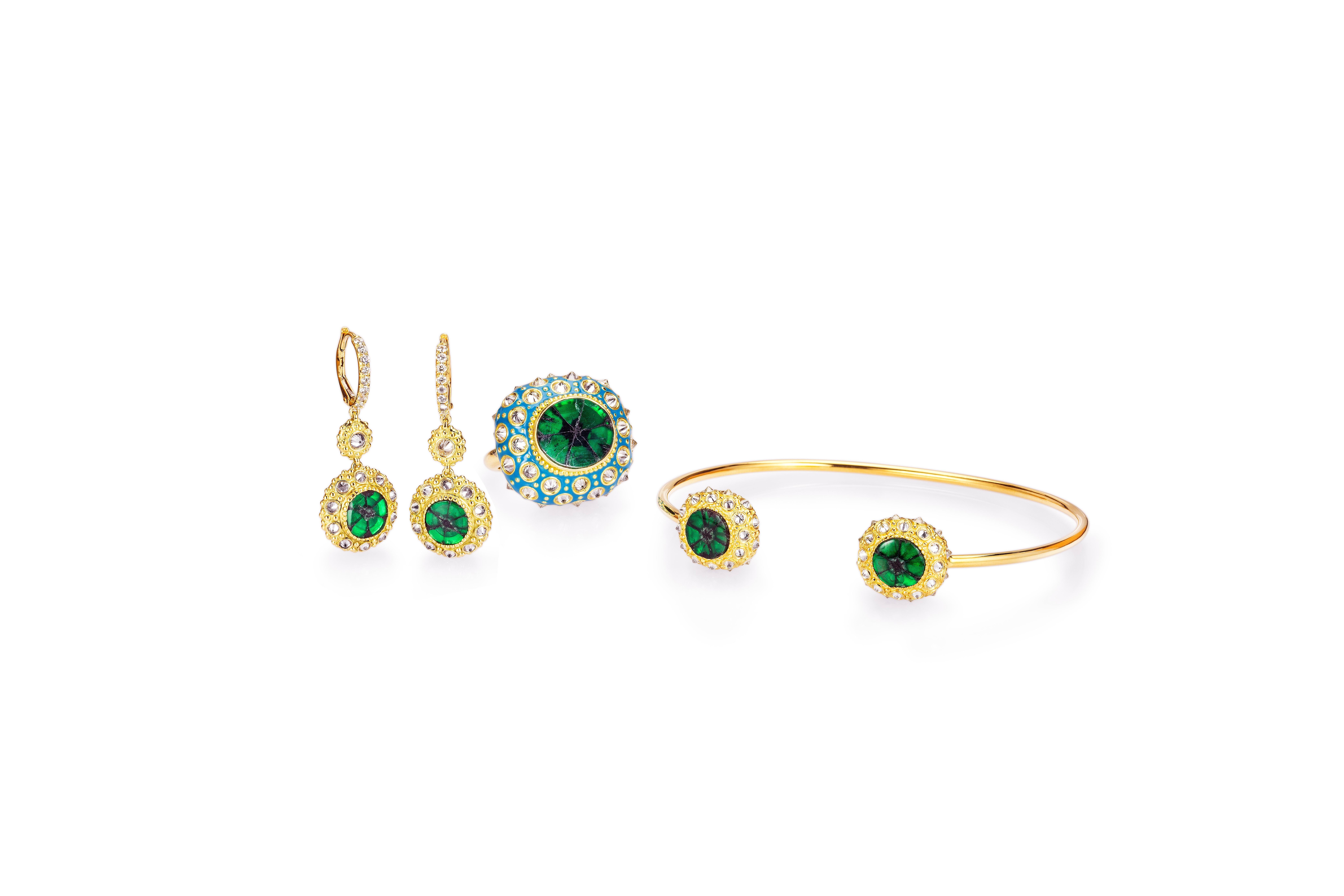 Contemporary AnaKatarina Yellow Gold, Trapiche Emerald and Diamond Cuff Bracelet