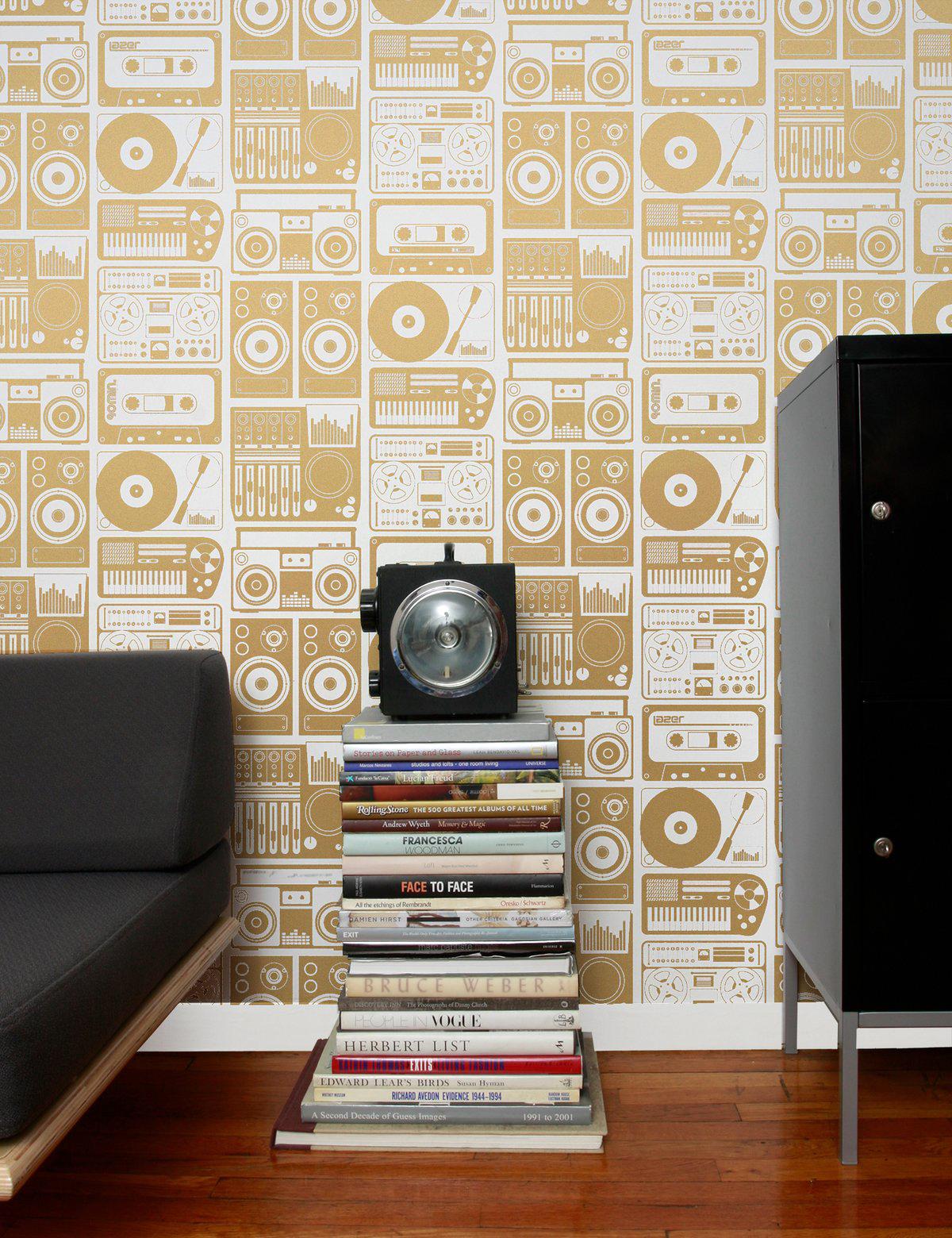 Modern Analog Nights Screen Printed Wallpaper in Sphinx 'Metallic Gold on White' For Sale