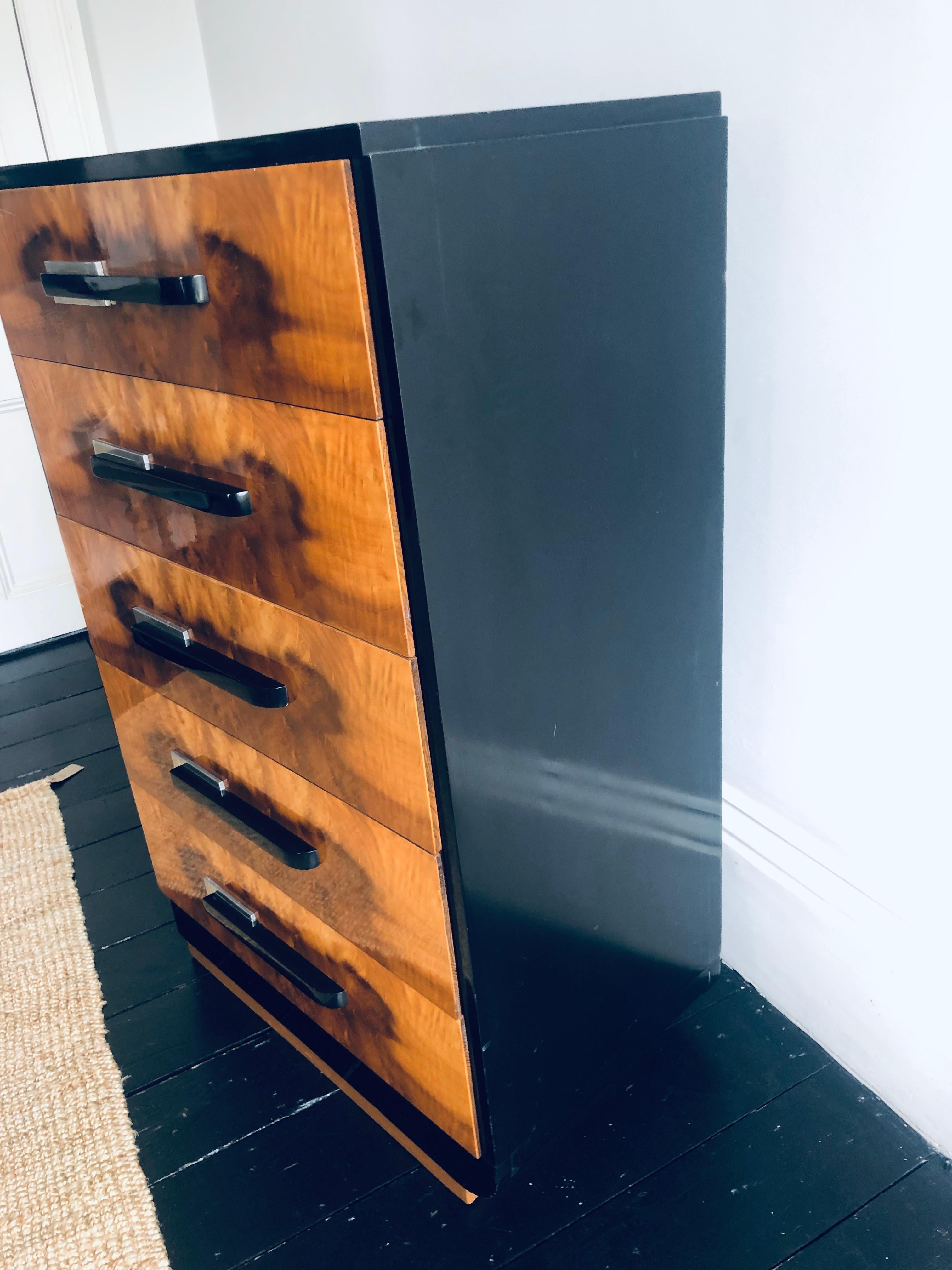 Veneer Anamerican Grand Rapids “Art Deco” Burr Birch and Ebonized Chest For Sale