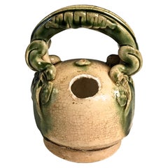 Anamese Three-Color Ware Ceramic Lime Pot, 17th Century