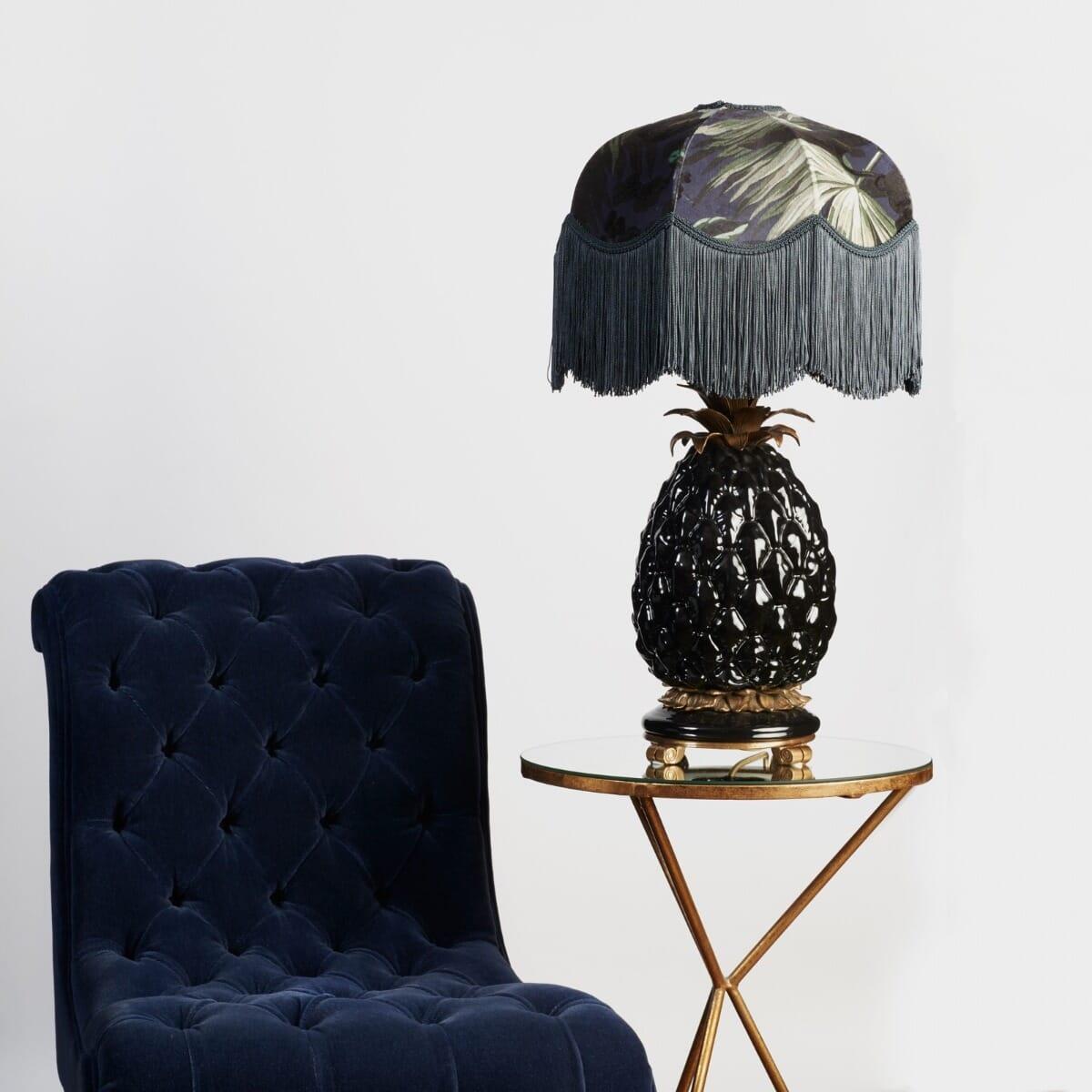 Chinese ANANAS Lampstand - Black For Sale
