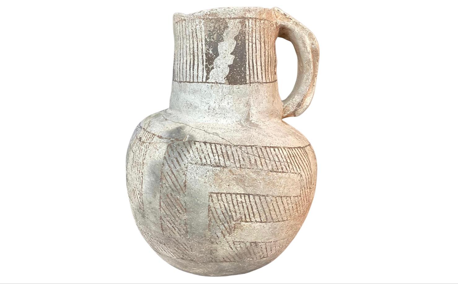 Anasazi Chaco Native American Pottery, Black on White Pitcher For Sale 1