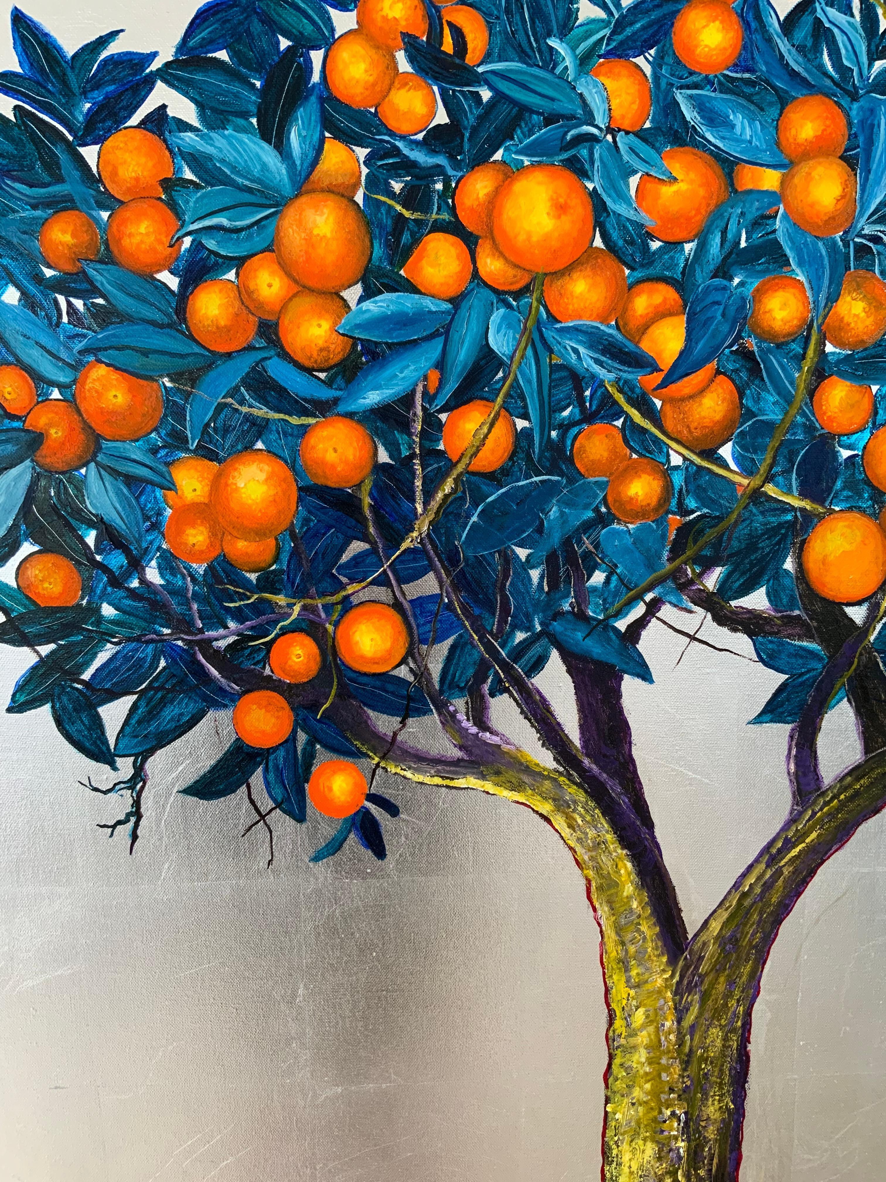 Schillernde Öl- und Silber-Orangenbaummalerei, Landschaft, Blätter, Natur – Painting von Anastasia Gklava
