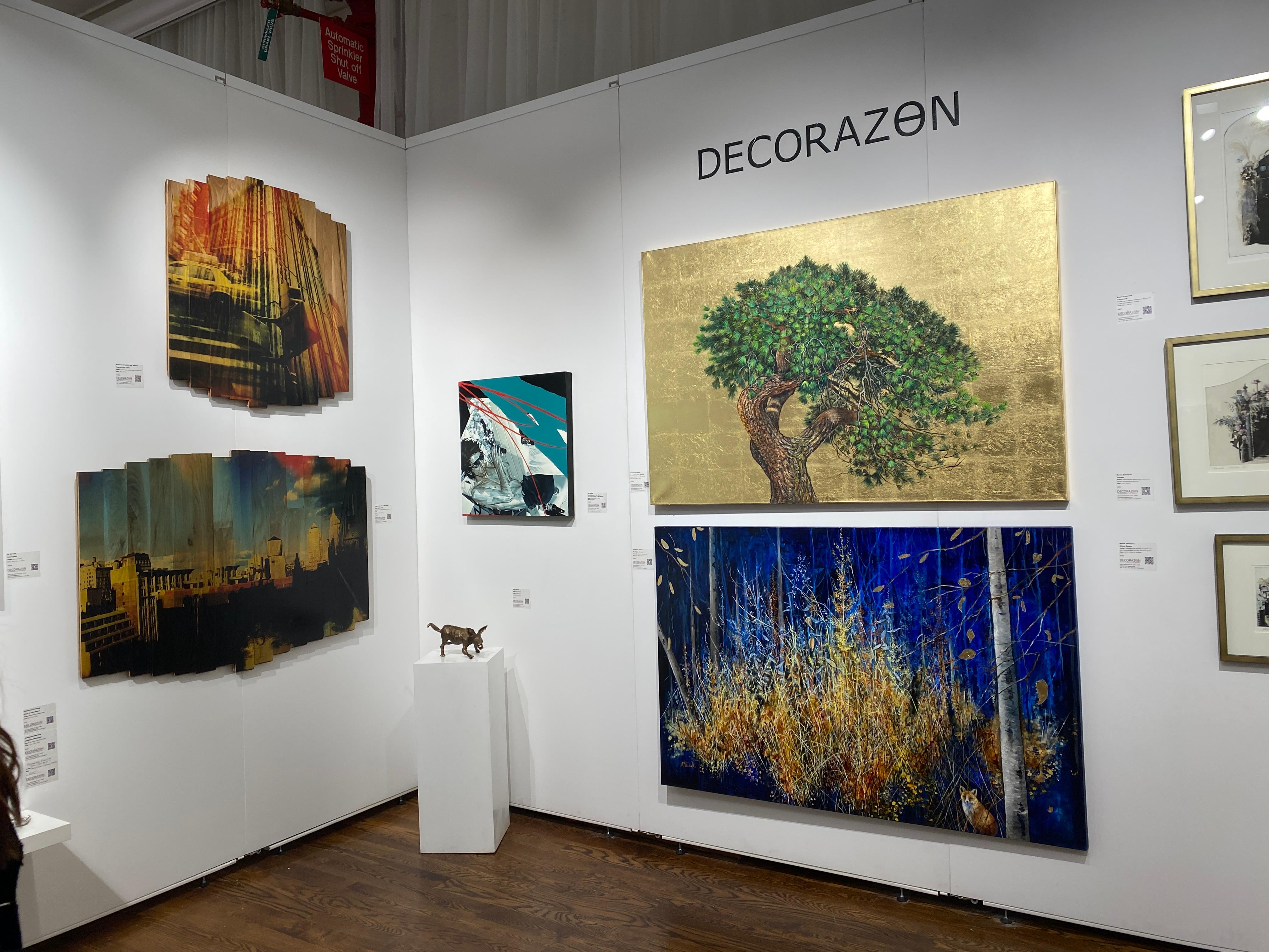 Qualcosa di molto speciale - Quadro minimalista a olio e foglia d'oro raffigurante un pino in vendita 1