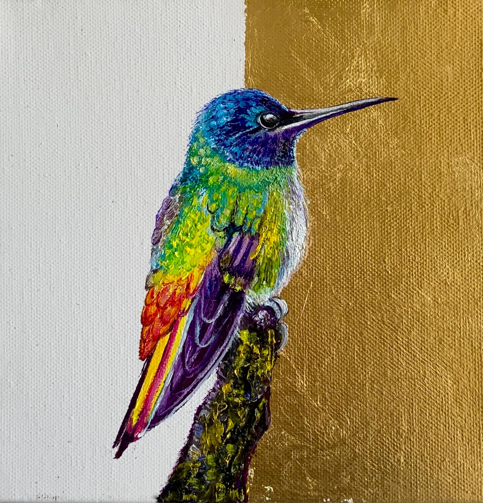 „Sparkling Violetear“, Regenbogenfarbenes realistisches Vogelgemälde, Öl und Blattgold – Painting von Anastasia Gklava