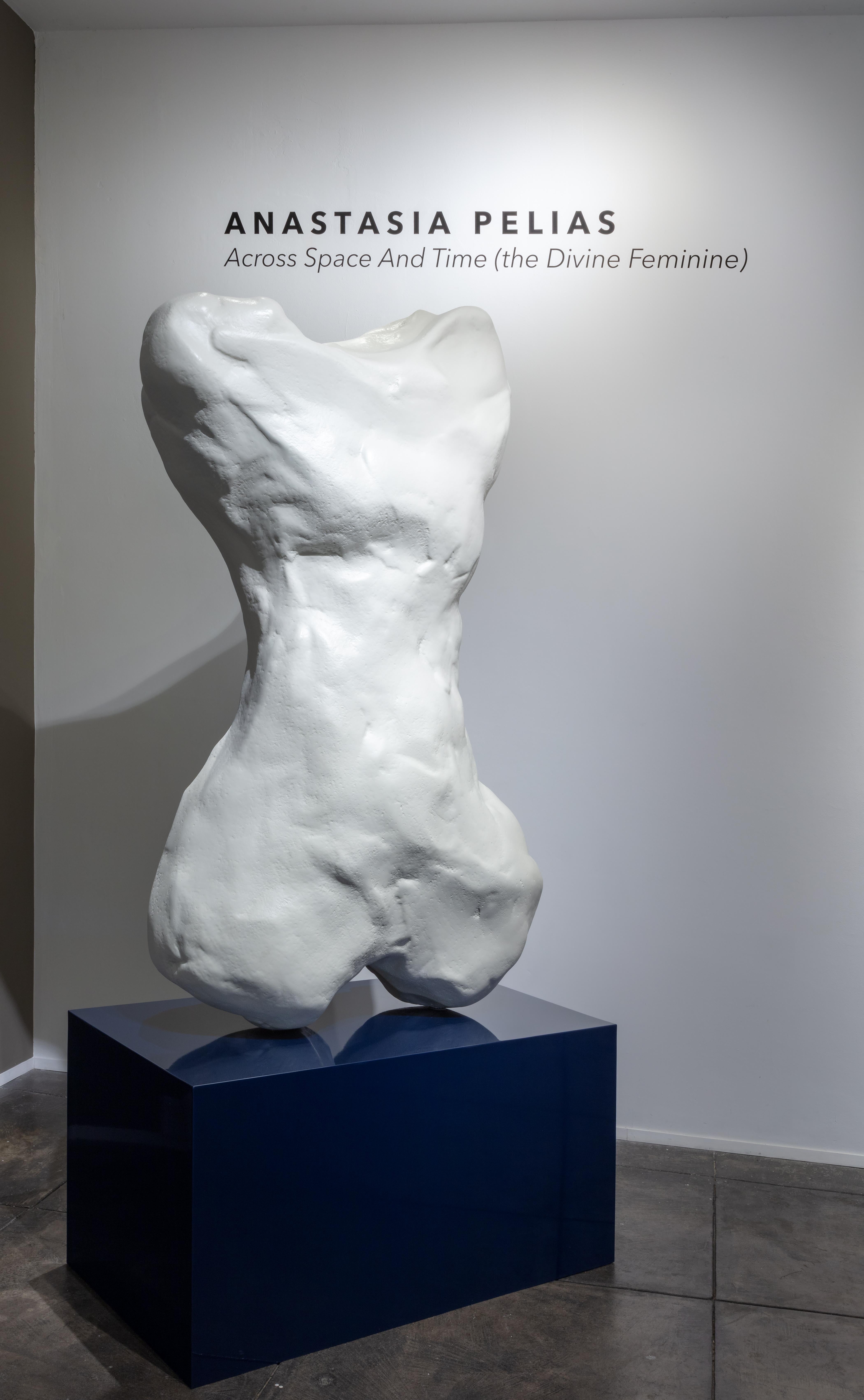 ViVa – Sculpture von Anastasia Pelias
