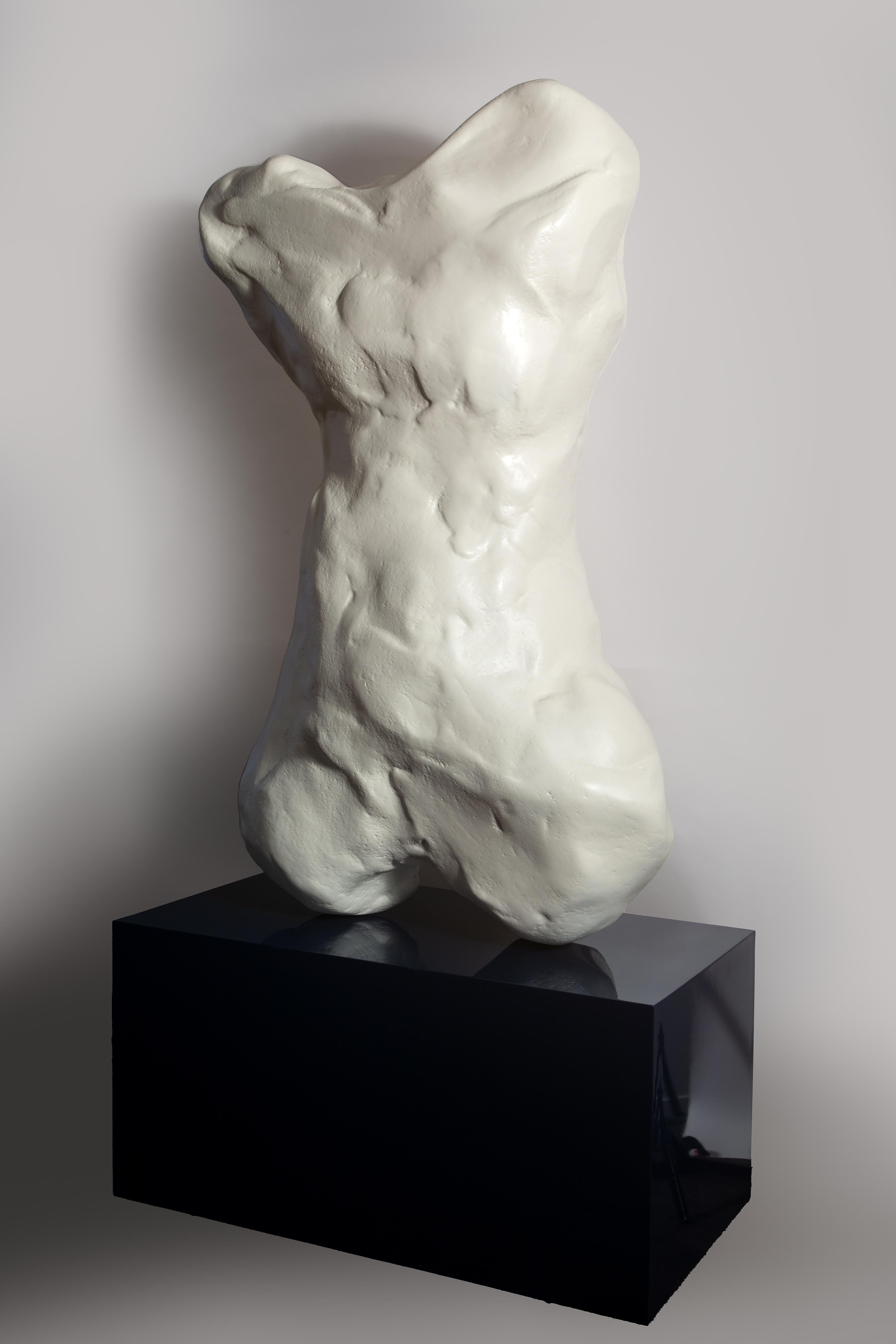 Anastasia Pelias Abstract Sculpture - ViVa