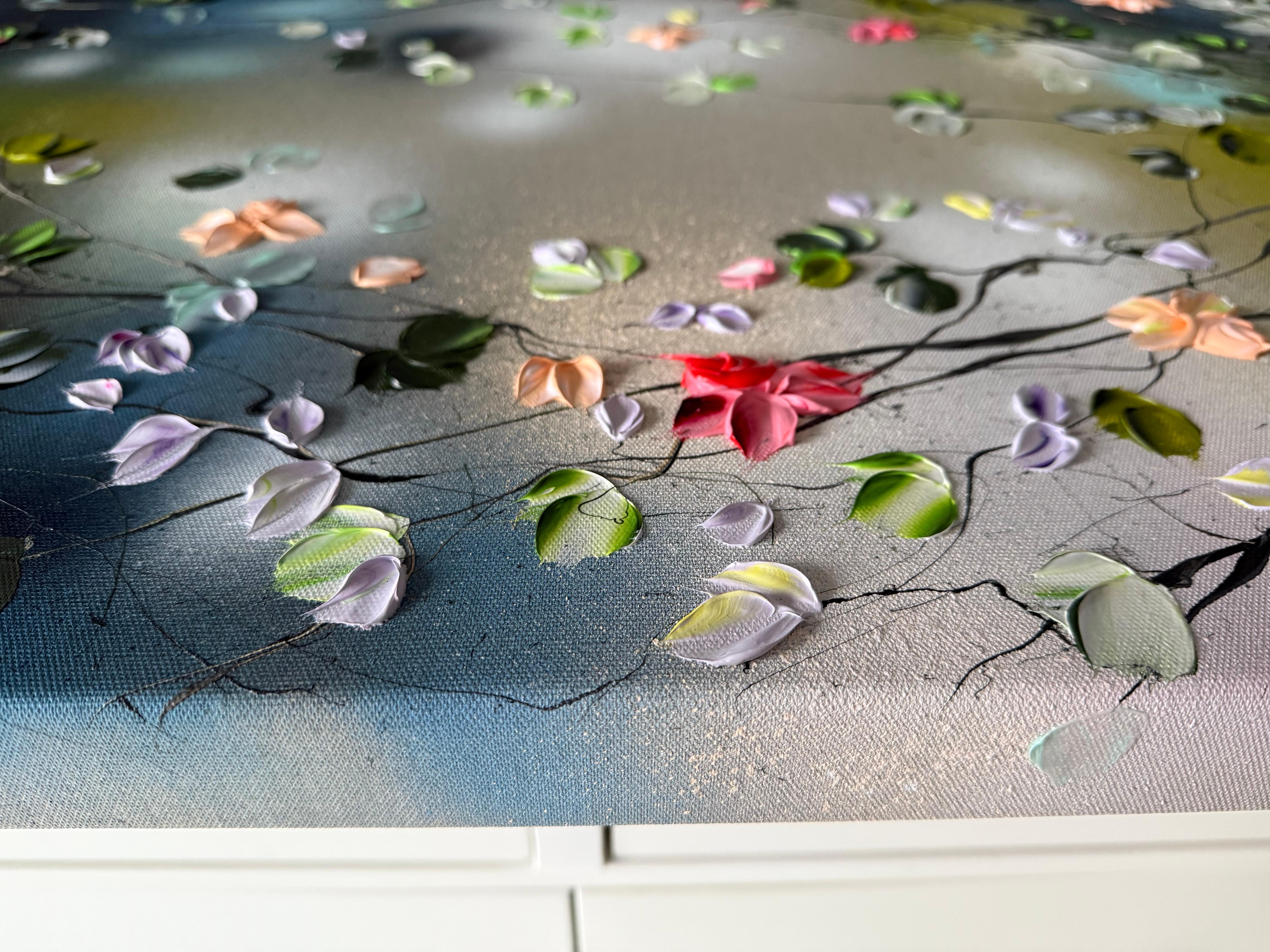 Immergiti in un mondo vibrante ma tranquillo di colori a impasto infusi di magia floreale meditativa. Il mio stile riflette le influenze dell'espressionismo astratto e dell'arte moderna, impiegando una tecnica originale a tecnica mista in cui la