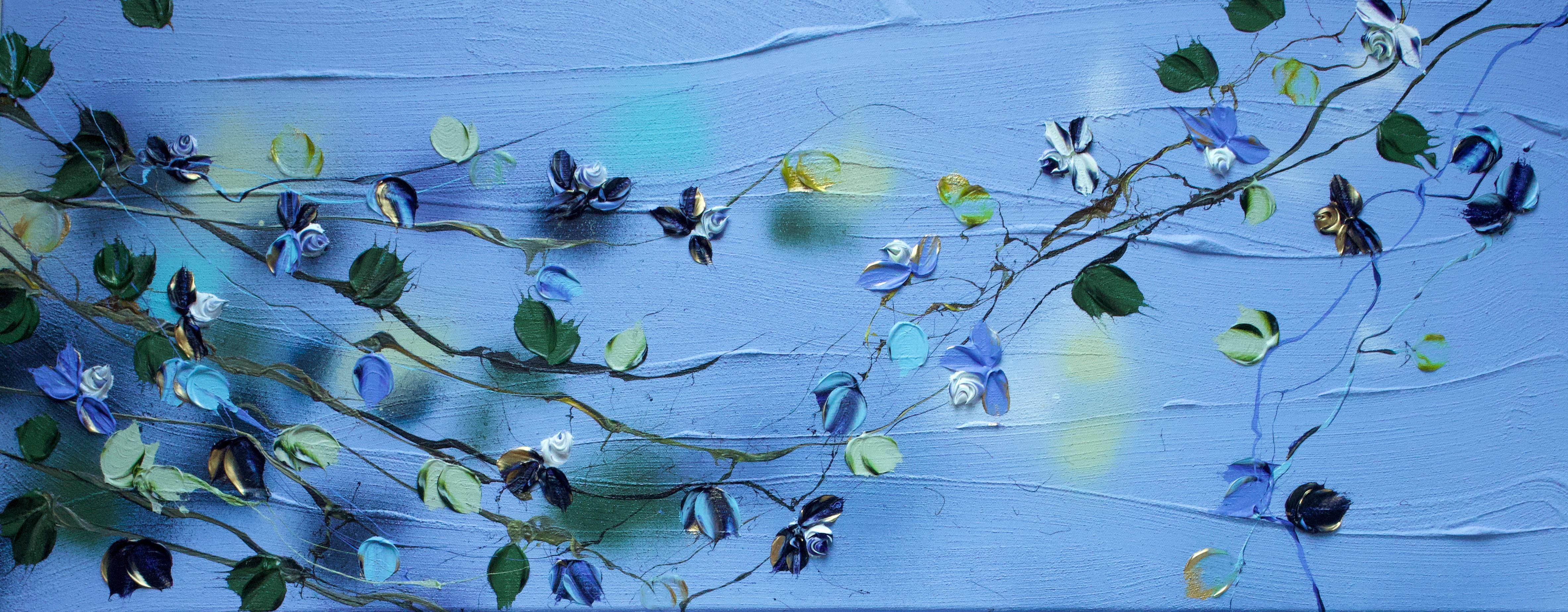 "Primavera Azul II" arte floral largo, formato apaisado, arte con textura