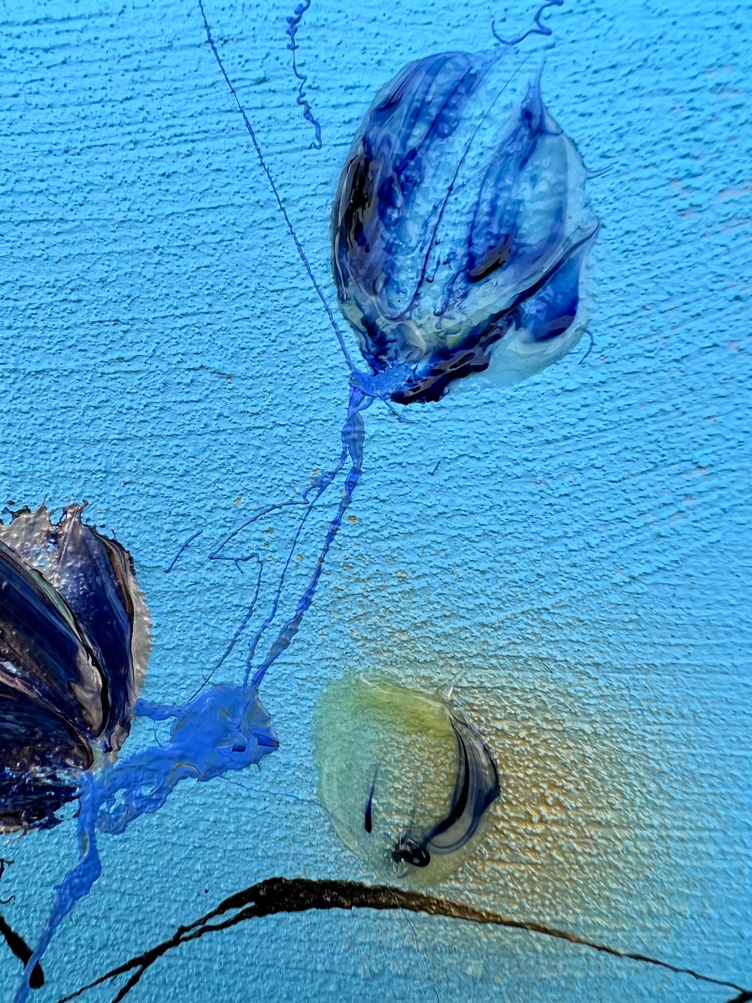 Œuvre d'art florale bleue, ciel bleu II en vente 4