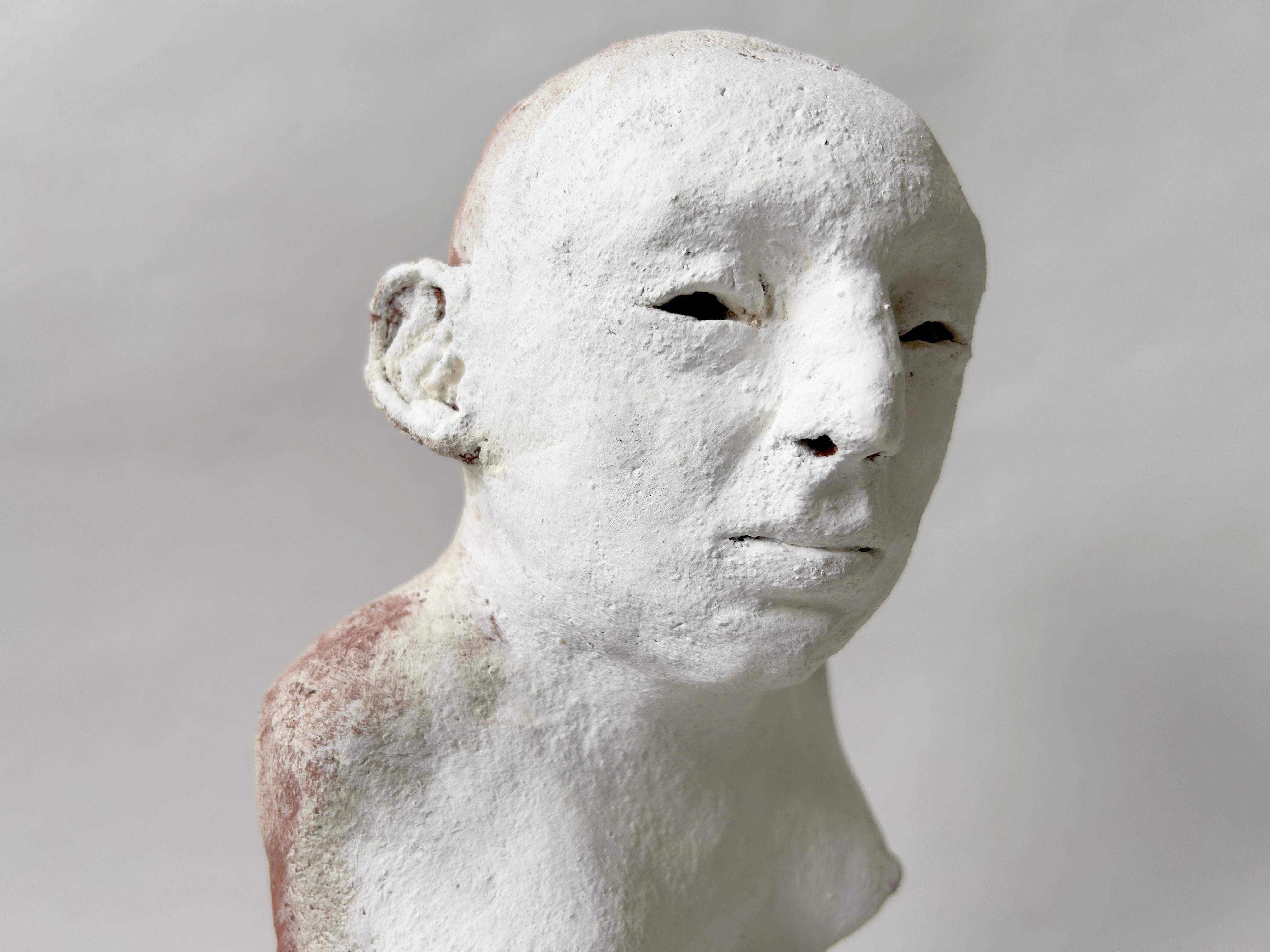 Sculpture figurative en grès : « Bruni ll » en vente 1