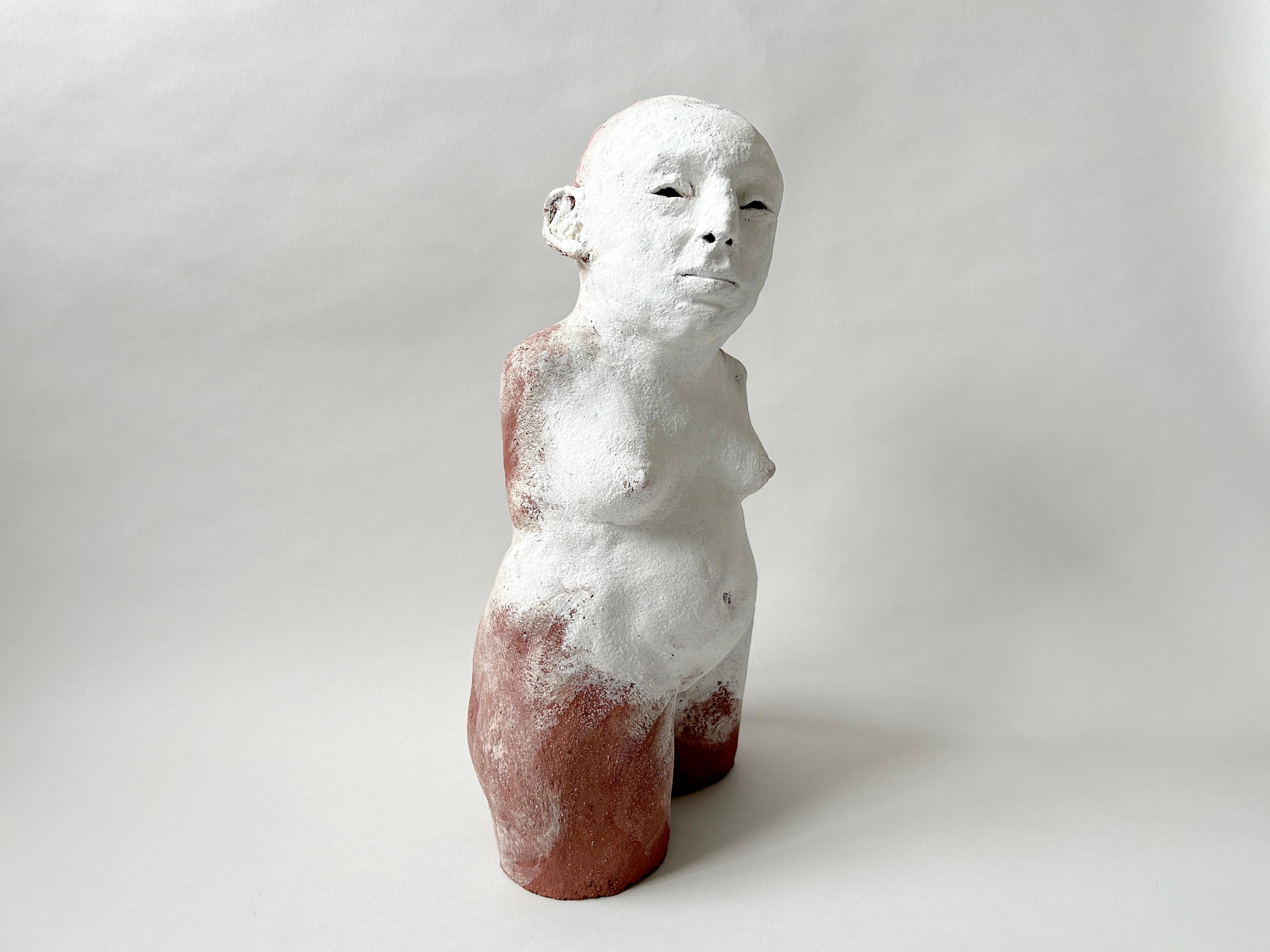Escultura figurativa de gres: "Desterrado ll