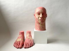 Figurative Skulptur aus Steingut: „ Leave your shoes and hat at the door“