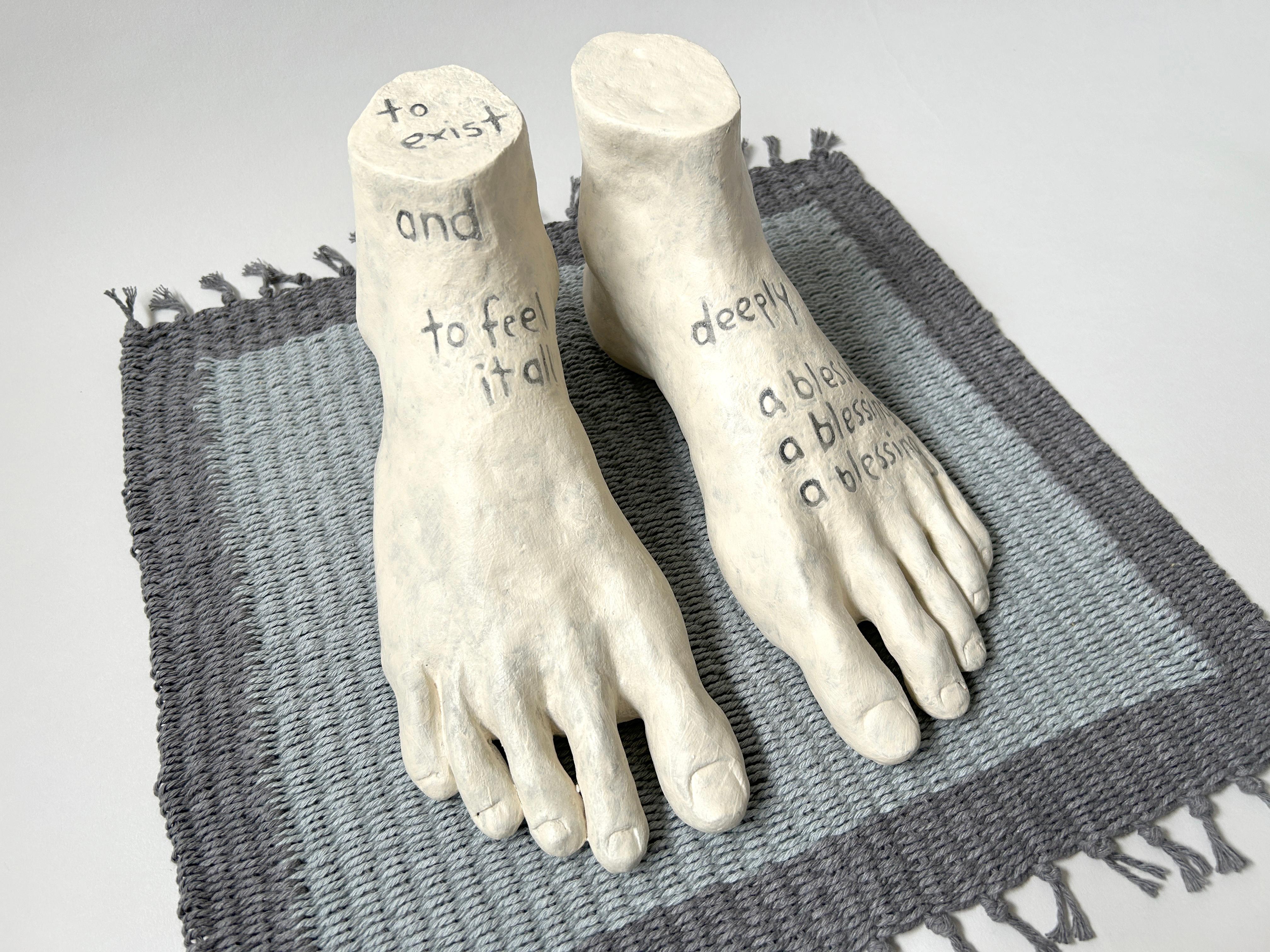 Stoneware Figurative Sculpture: 'To exist' For Sale 2