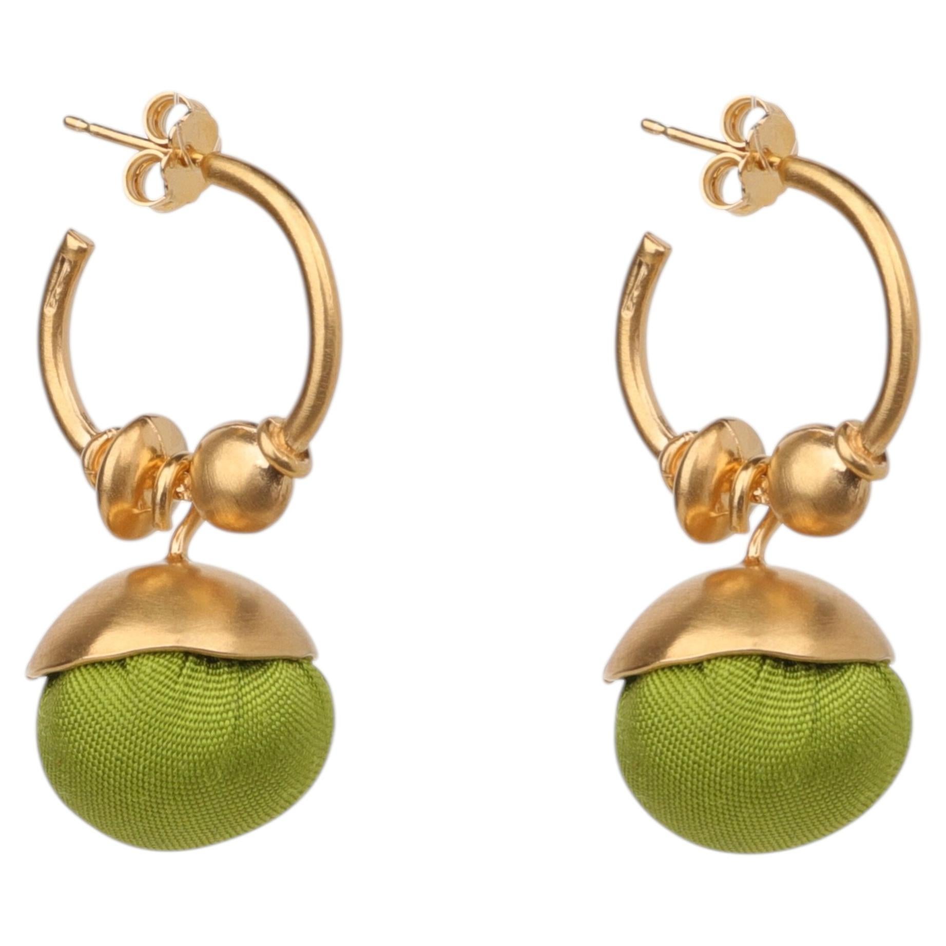 Pendientes Anatoli de seda, bronce y oro vermeil de 24 quilates de Katerina Makriyianni