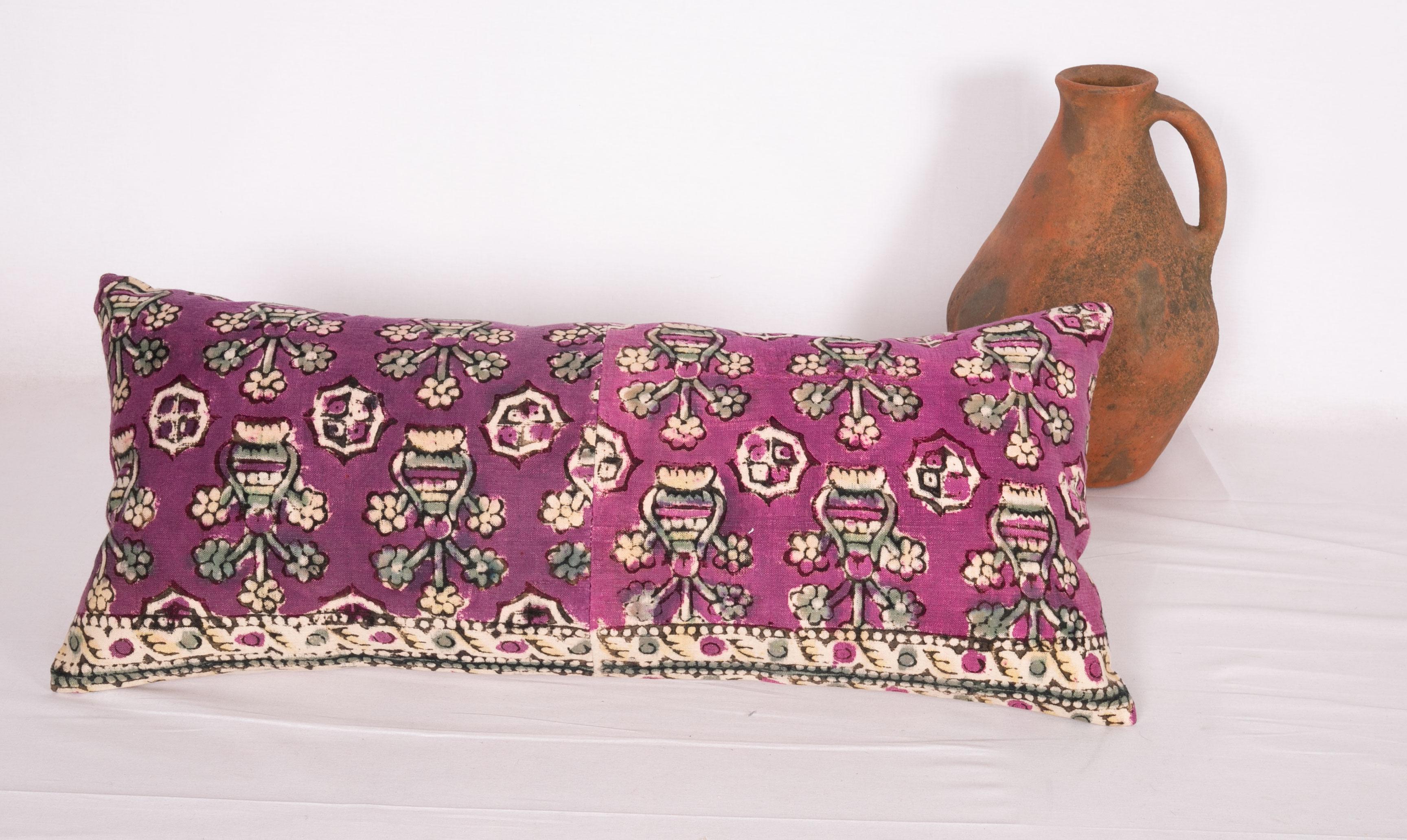 Anatolisches Kissenkoffer mit Blockdruck , Mitte des 20. Jahrhunderts (Baumwolle) im Angebot