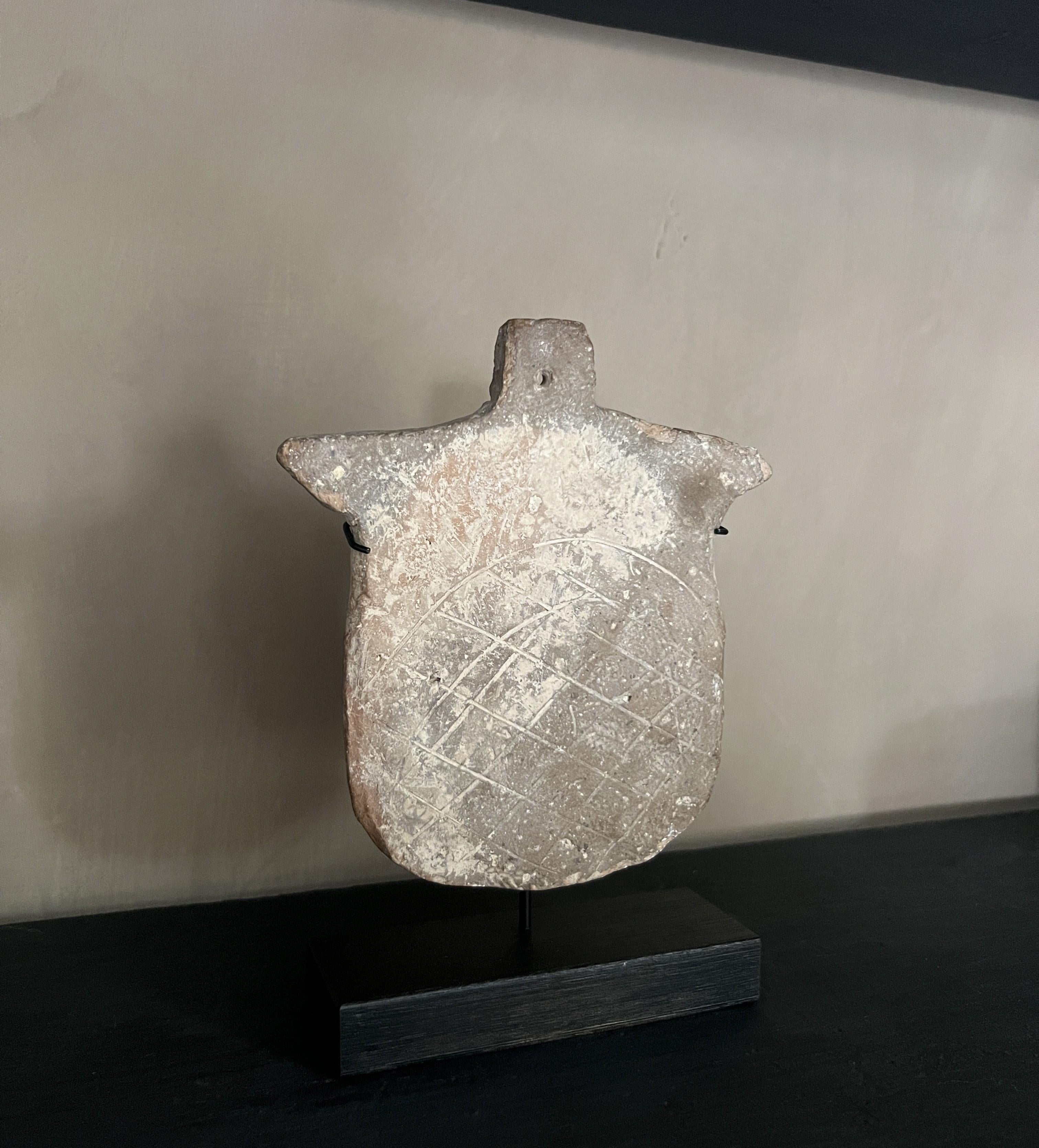 Anatolian Ceramic Idol, Early Bronze Age circa 2700-2400 BCE In Good Condition For Sale In Vosselaar, BE