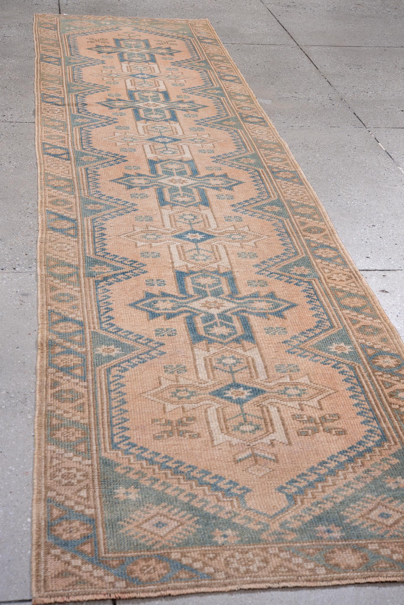 Turkish Anatolian Dusty Salmon and Old Sky Blue Runner