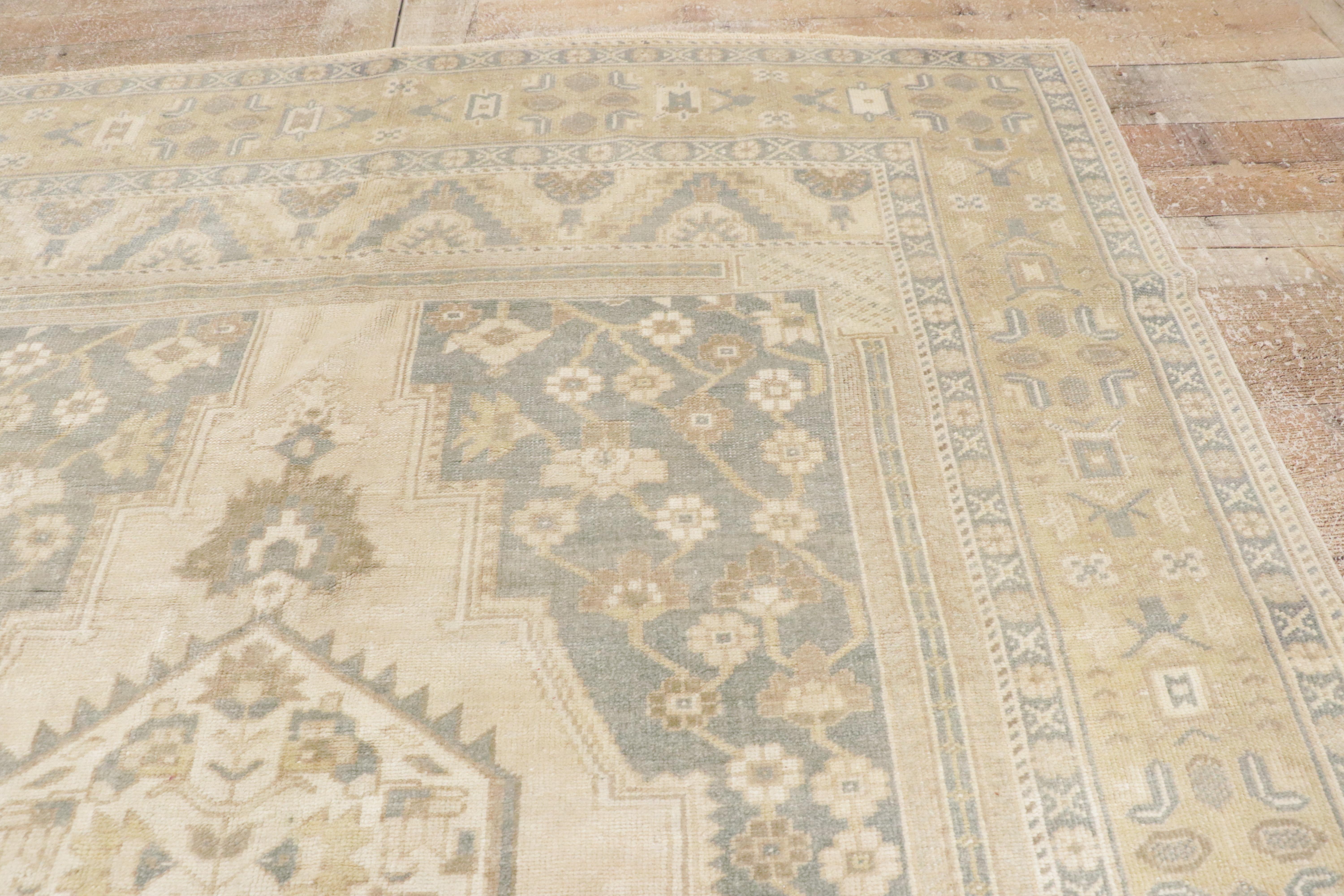 Türkischer Oushak-Teppich, Vintage im Angebot 3