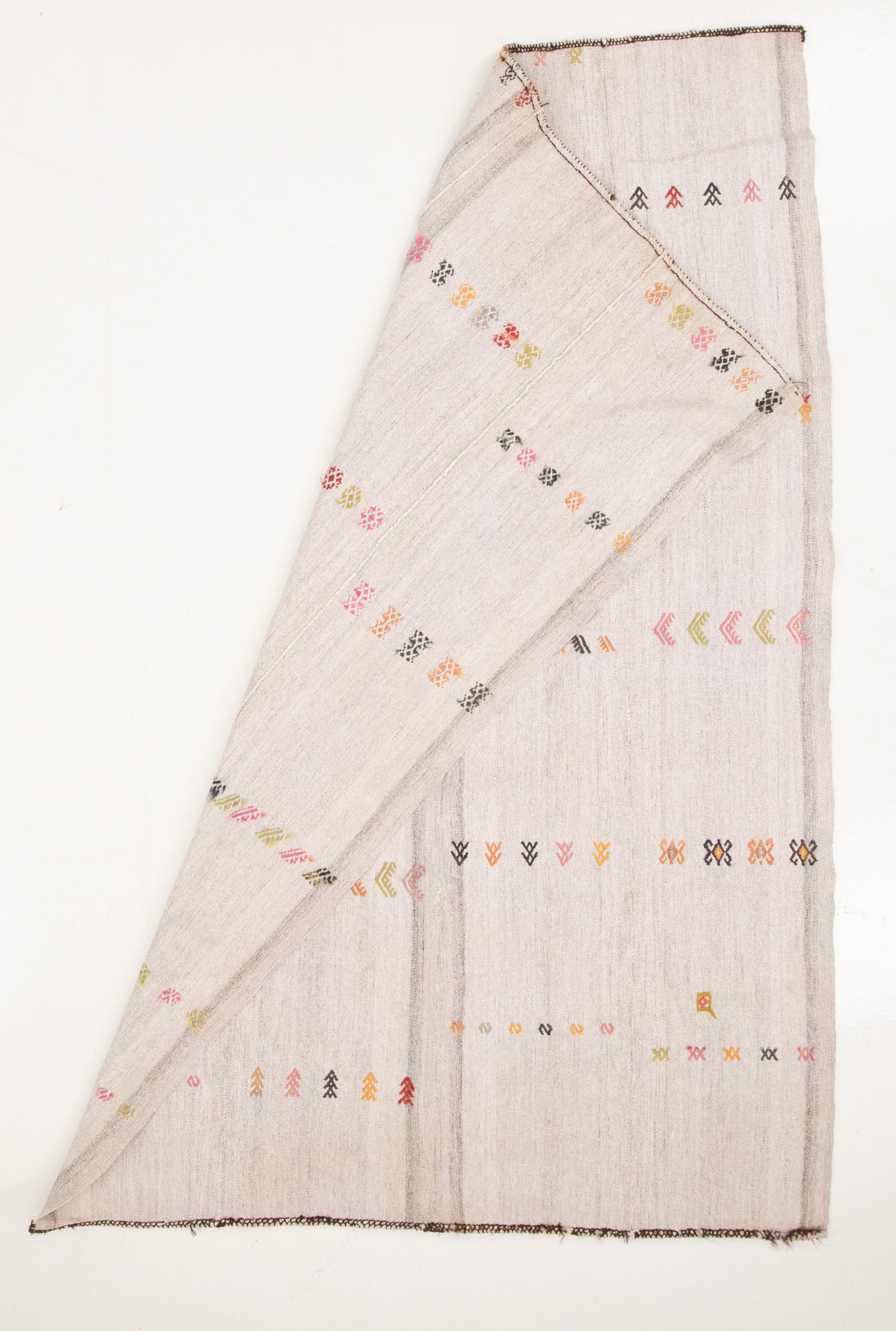 Anatolian Kilim, Cotton and Goat Hair Mix, 1960s For Sale 2