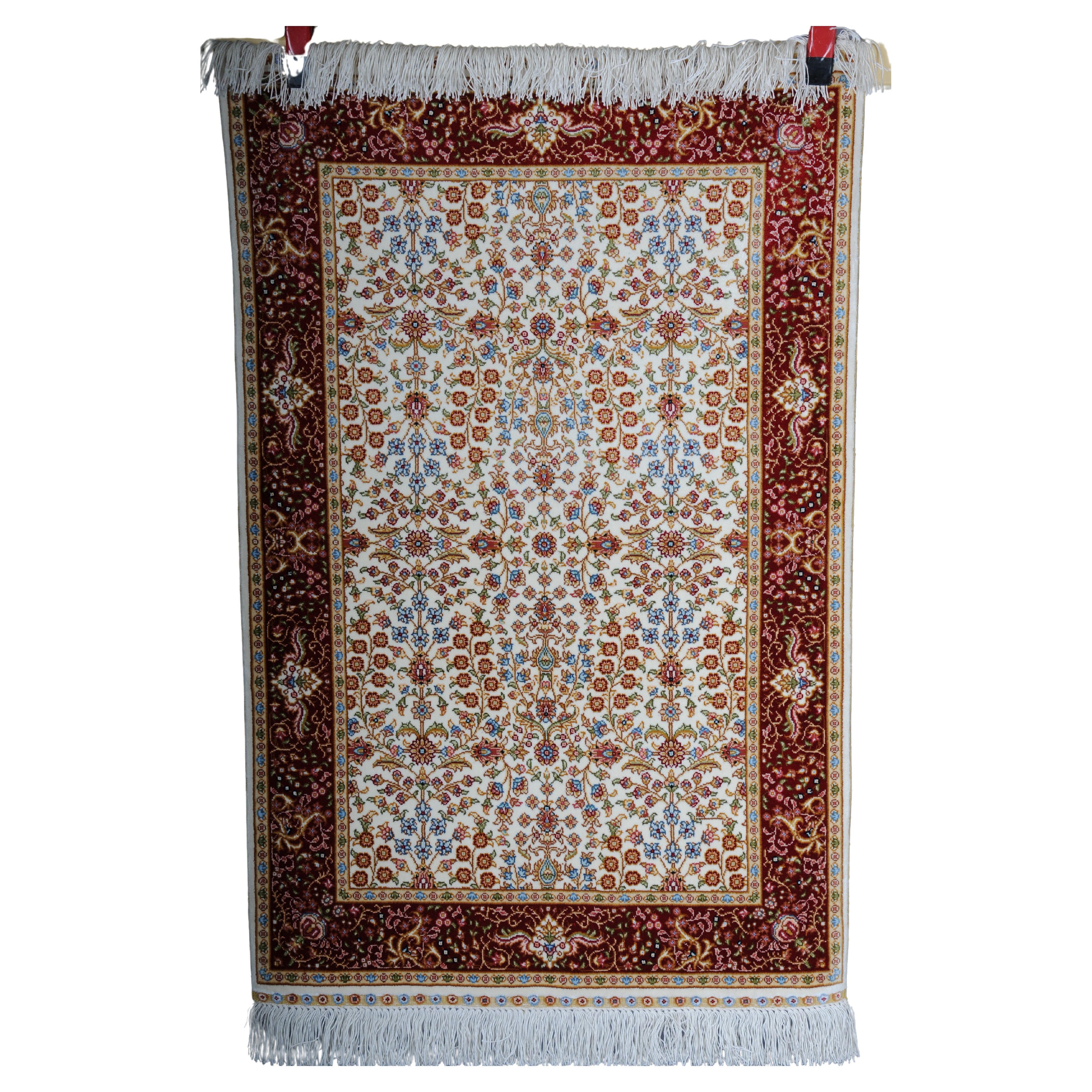Anatolian prayer rug/tapestry cotton/silk, 20th century For Sale