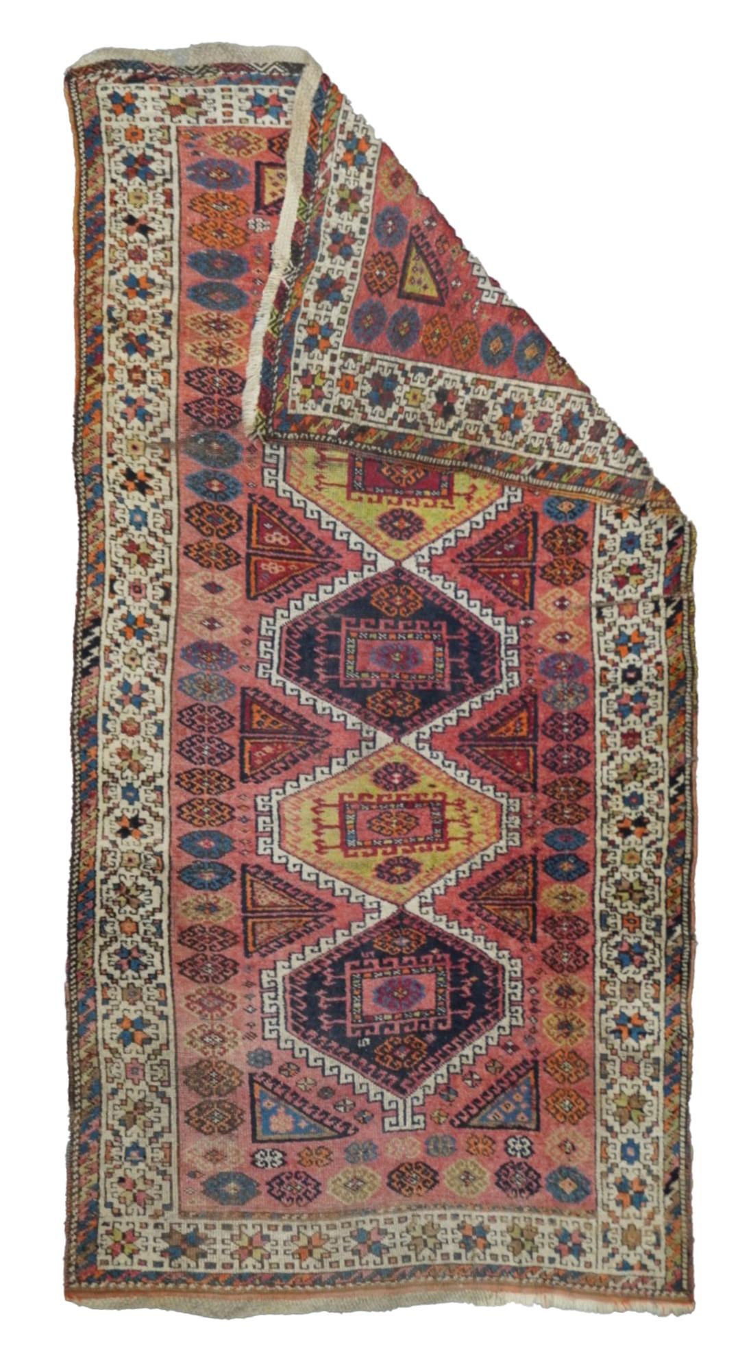 Alfombra de Anatolia 4'2'' x 7'9''.