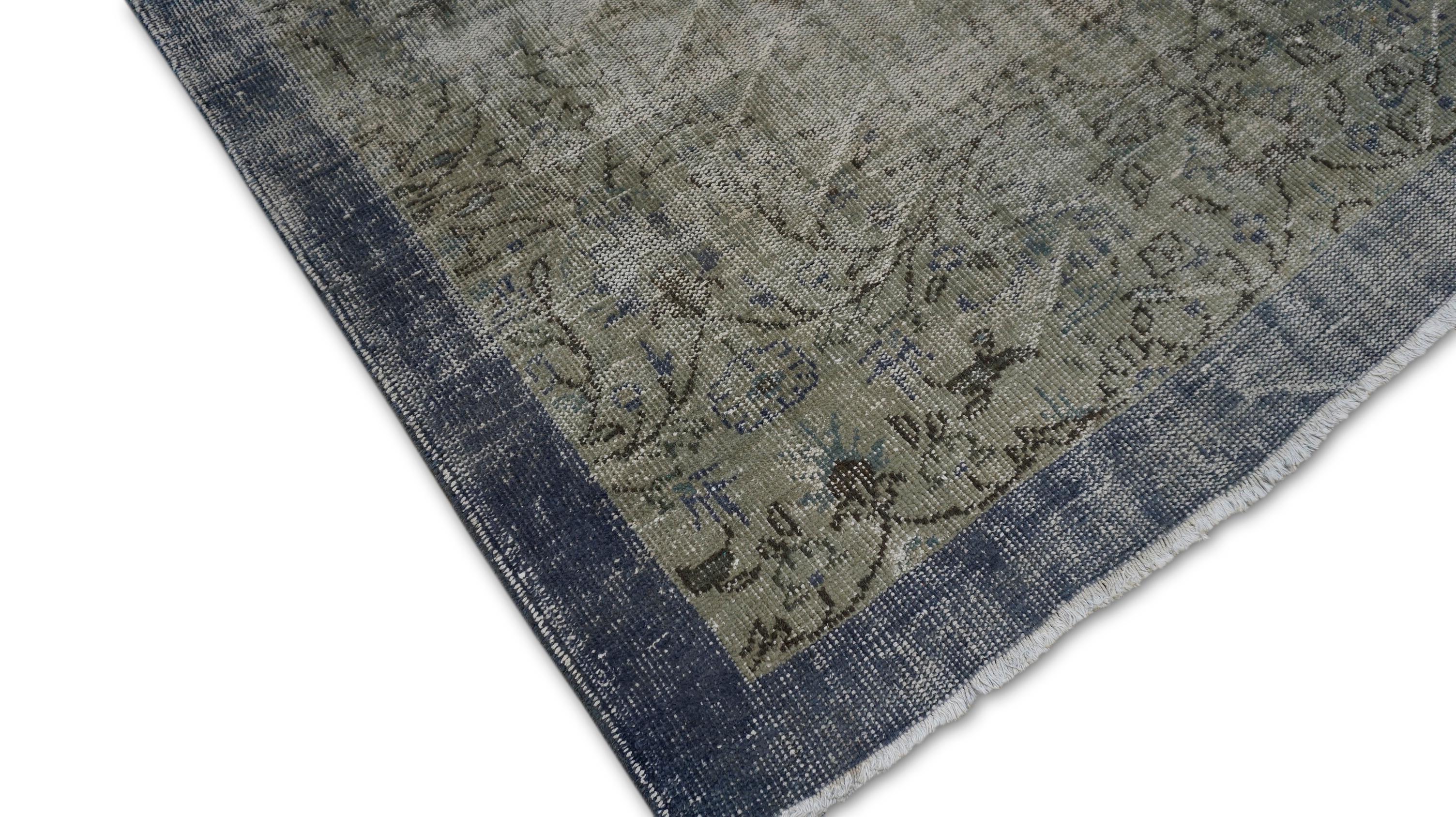 Anatolischer Vintage-Wollteppich in Grün und Blaugrau 6'10''x9'6'' (Moderne) im Angebot