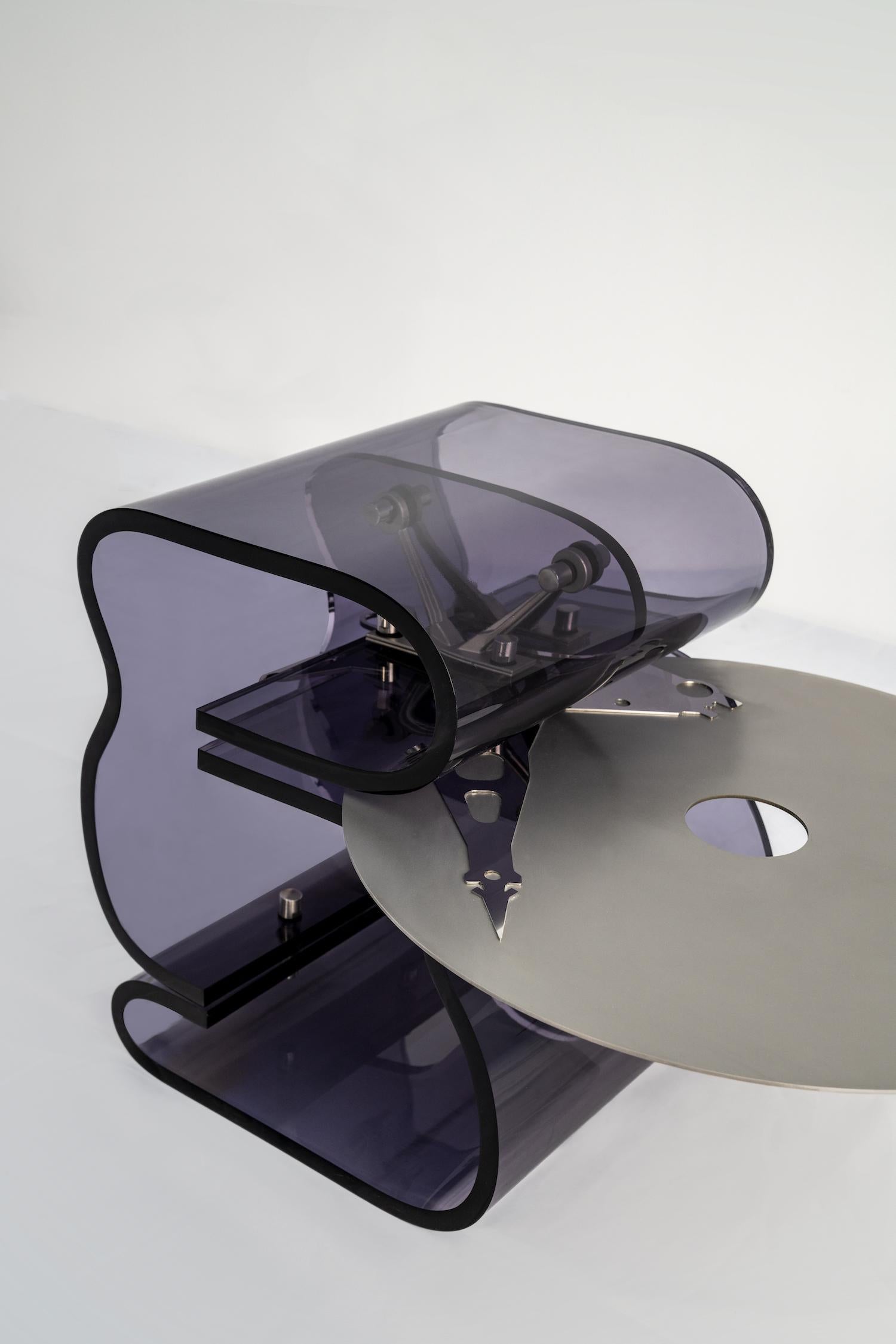 Anatomical Hard Disk Drive' Chair by Cometabolism Studio In Excellent Condition For Sale In Beverly Hills, CA