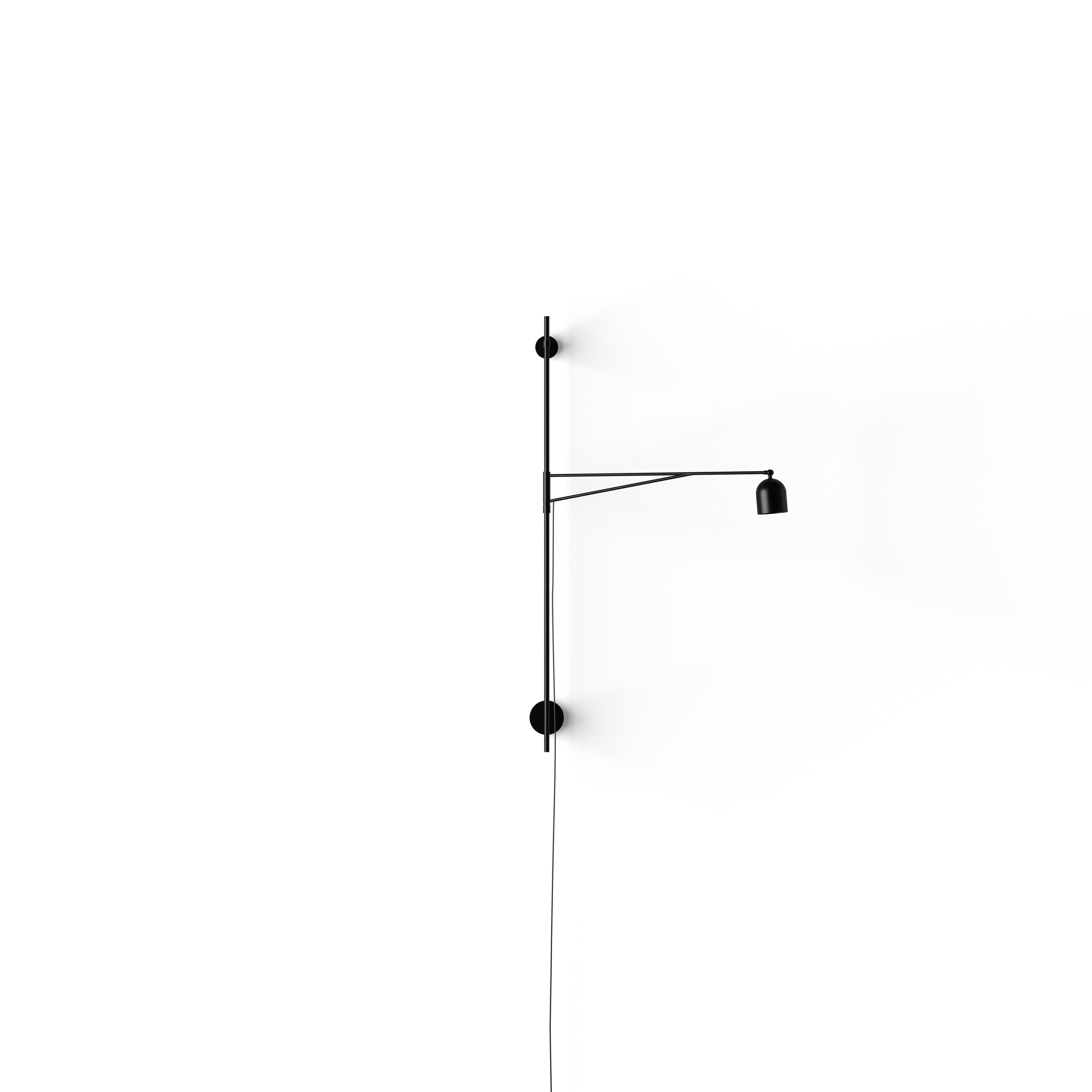 Anatomie Design, 2012 Kurzer Arm AwkWard Lichtwand für Karakter 

Awkward ist eine Stehleuchte mit einer bewusst eigenwilligen Anatomie - ihre langen, schlanken Arme reichen aus, um zwei nahe beieinander liegende Bereiche zu beleuchten: die Seiten