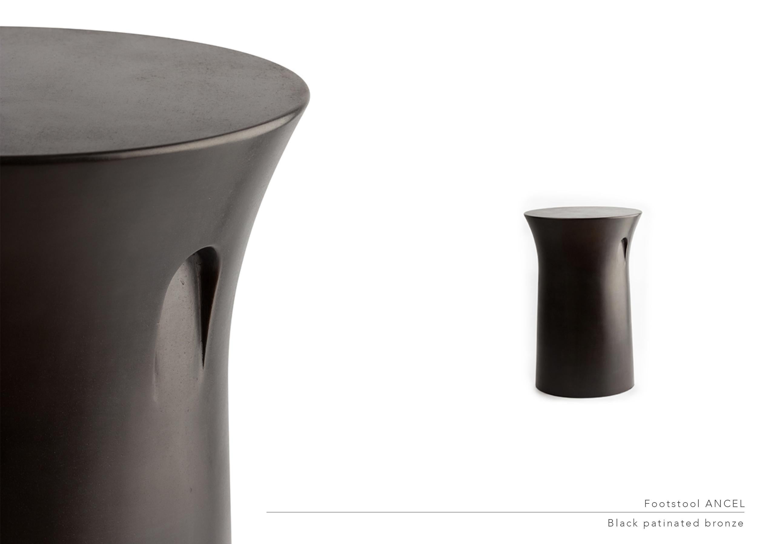 Ancel-Fußhocker von LK Edition (Französisch) im Angebot
