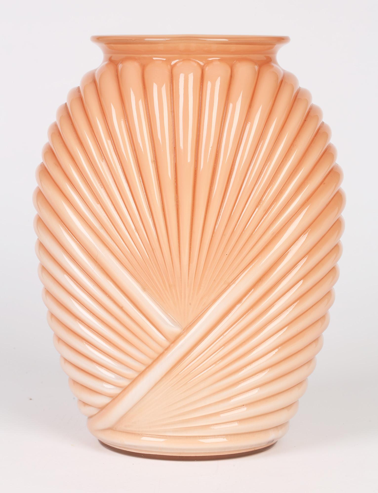 Anchor Hocking Art Deco Style Salmon Pink Molded Fan Pattern Glass Vase For Sale 4