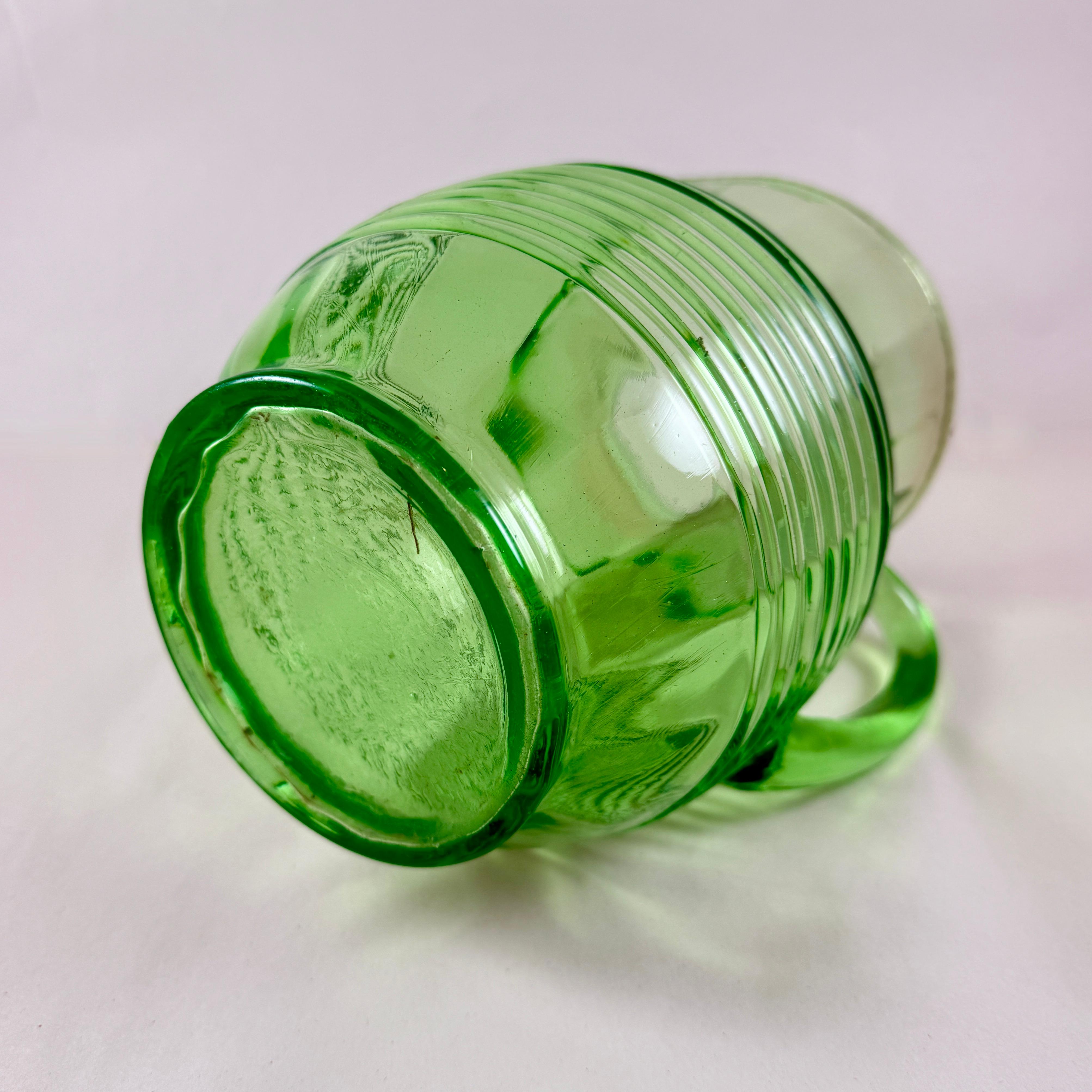 Anchor Hocking Jarra grande de 2 litros de vidrio verde uranio en venta 3