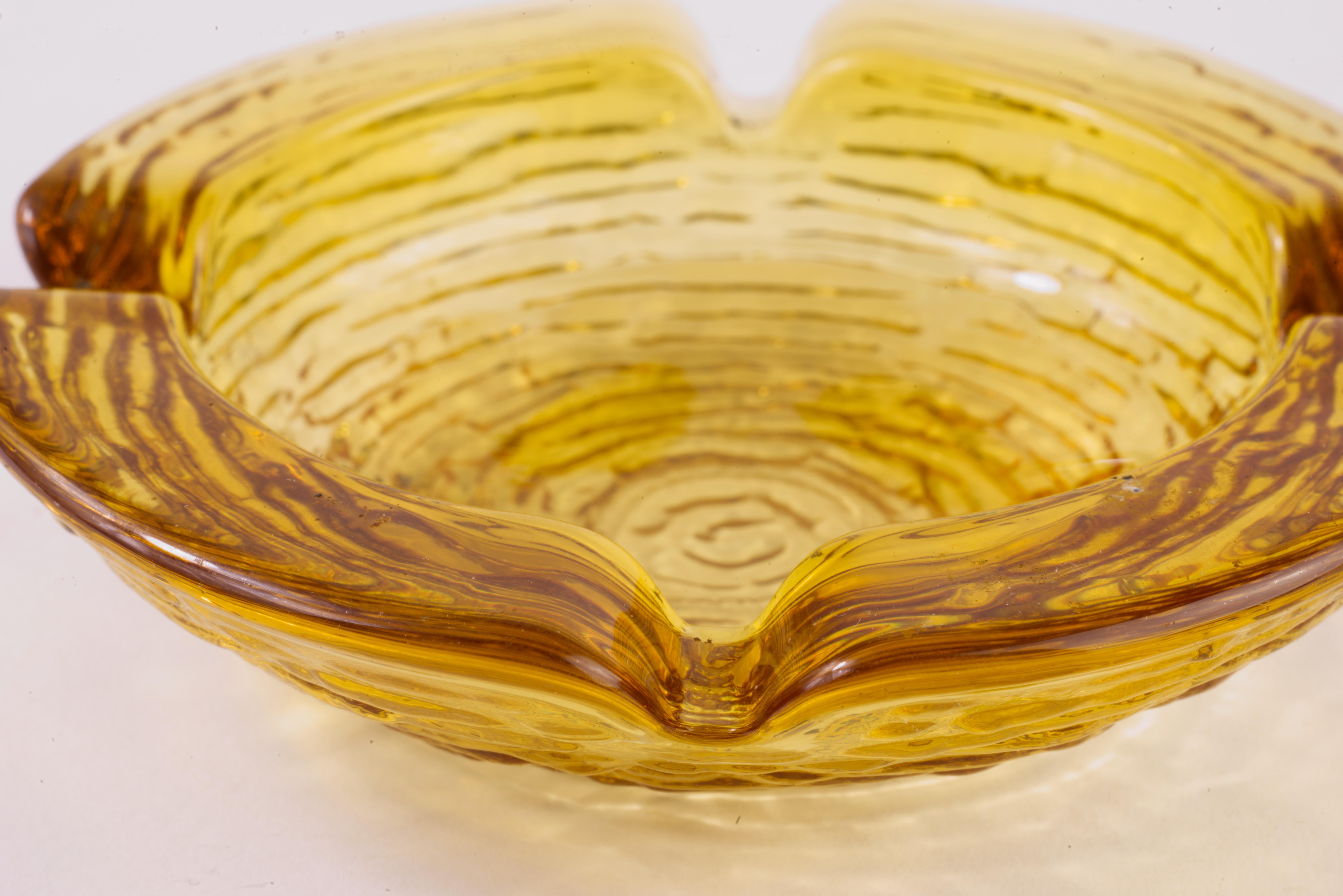 Cendrier Anchor Hocking Soreno en verre ambré texturé moisson d'or Bon état - En vente à Clifton Springs, NY