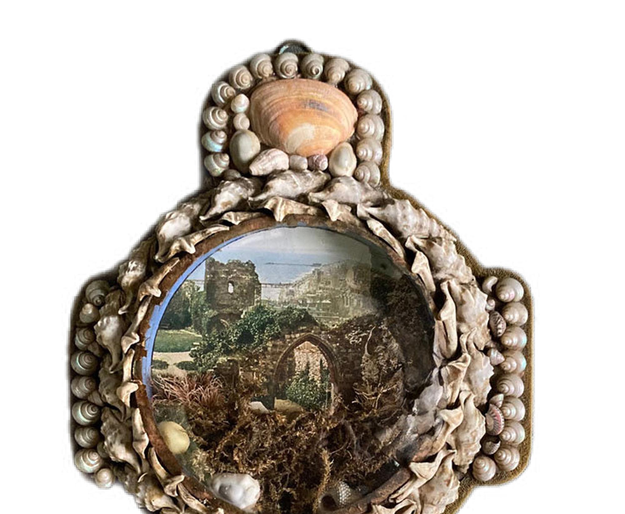 English Anchor-shaped Seashell Valentine Large Diorama with Architectural Ruins For Sale