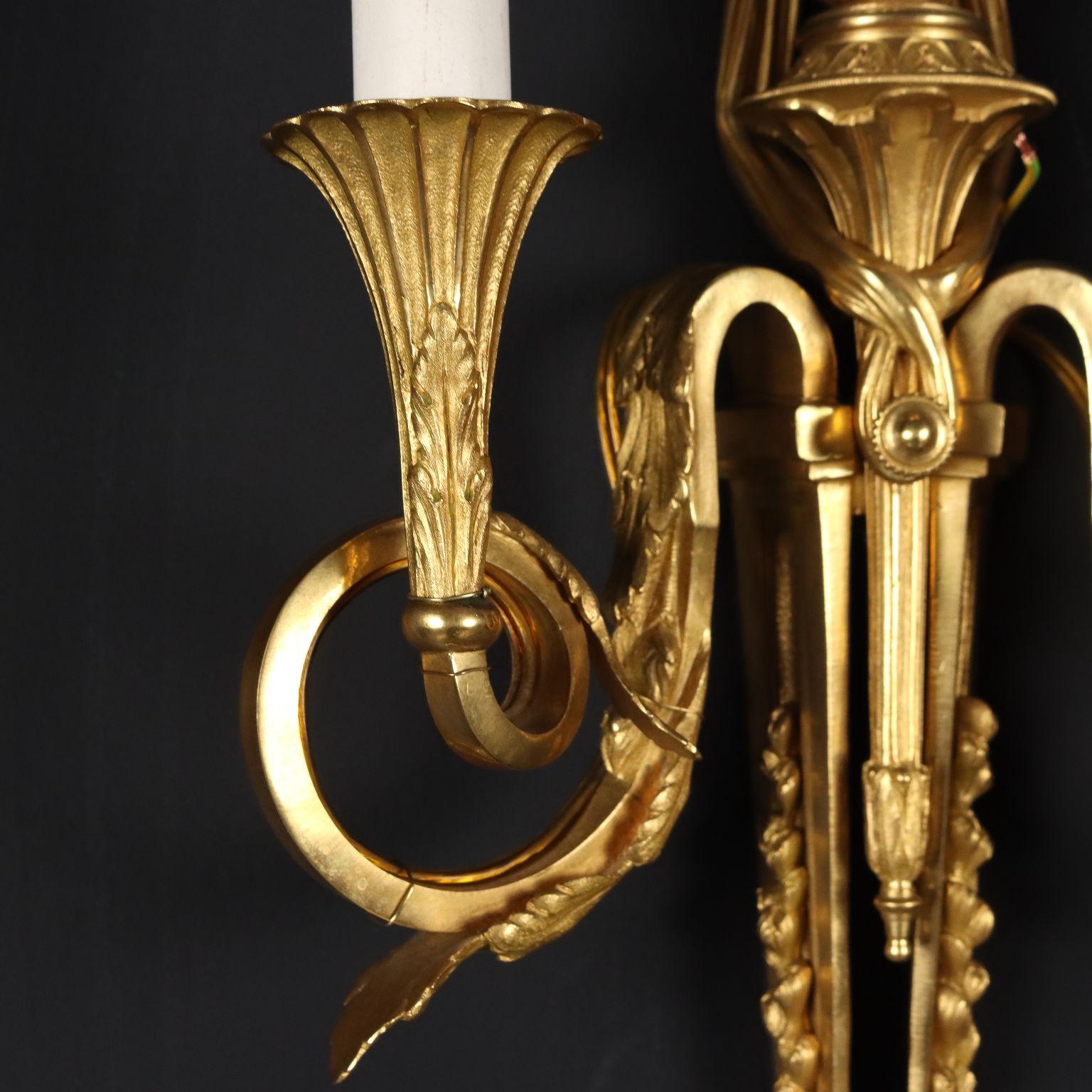 Gilt Ancient 2 Lights Wall Lamps Neoclassical Style '900 Gilded Bronze For Sale