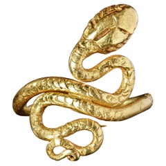 Antiguo anillo de serpiente romano de oro amarillo de 22 quilates de los siglos II a III d.C.