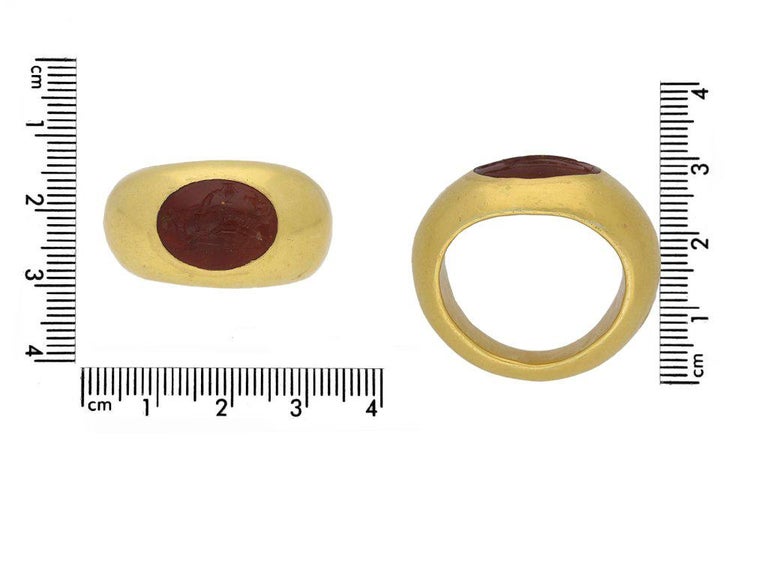 Ancient 2nd Century AD Roman Dionysus Carnelian Intaglio Gold Ring  For Sale 1