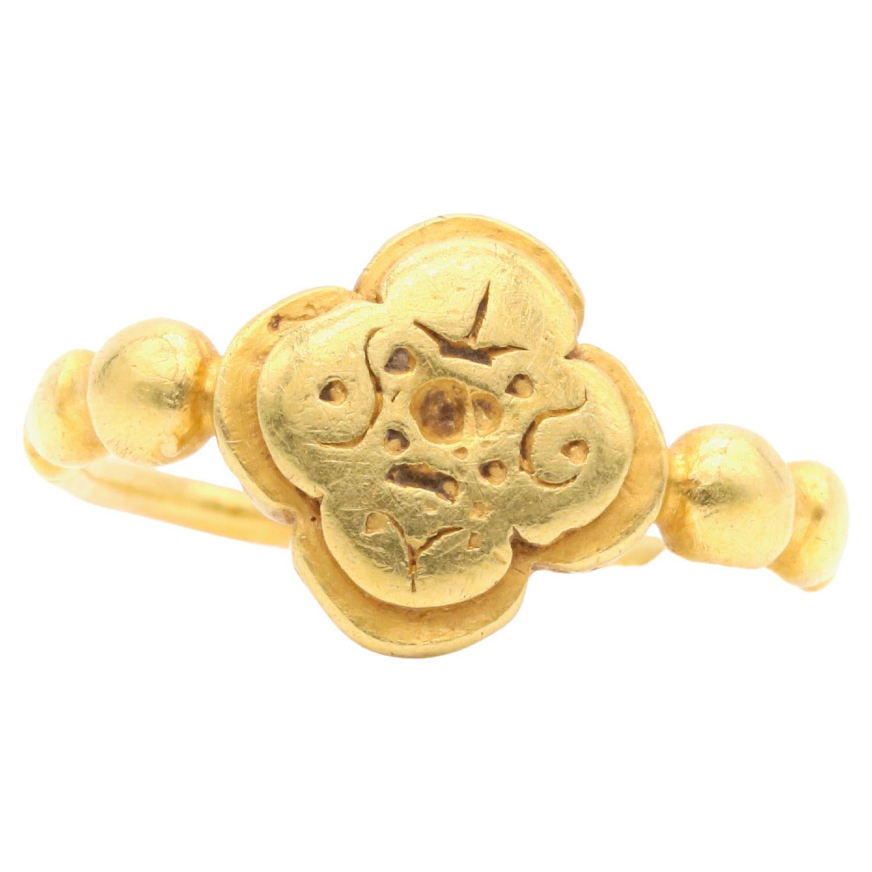 Ancient 9th or 10th Century 22K Yellow Gold Javanese Sri Ring For Sale
