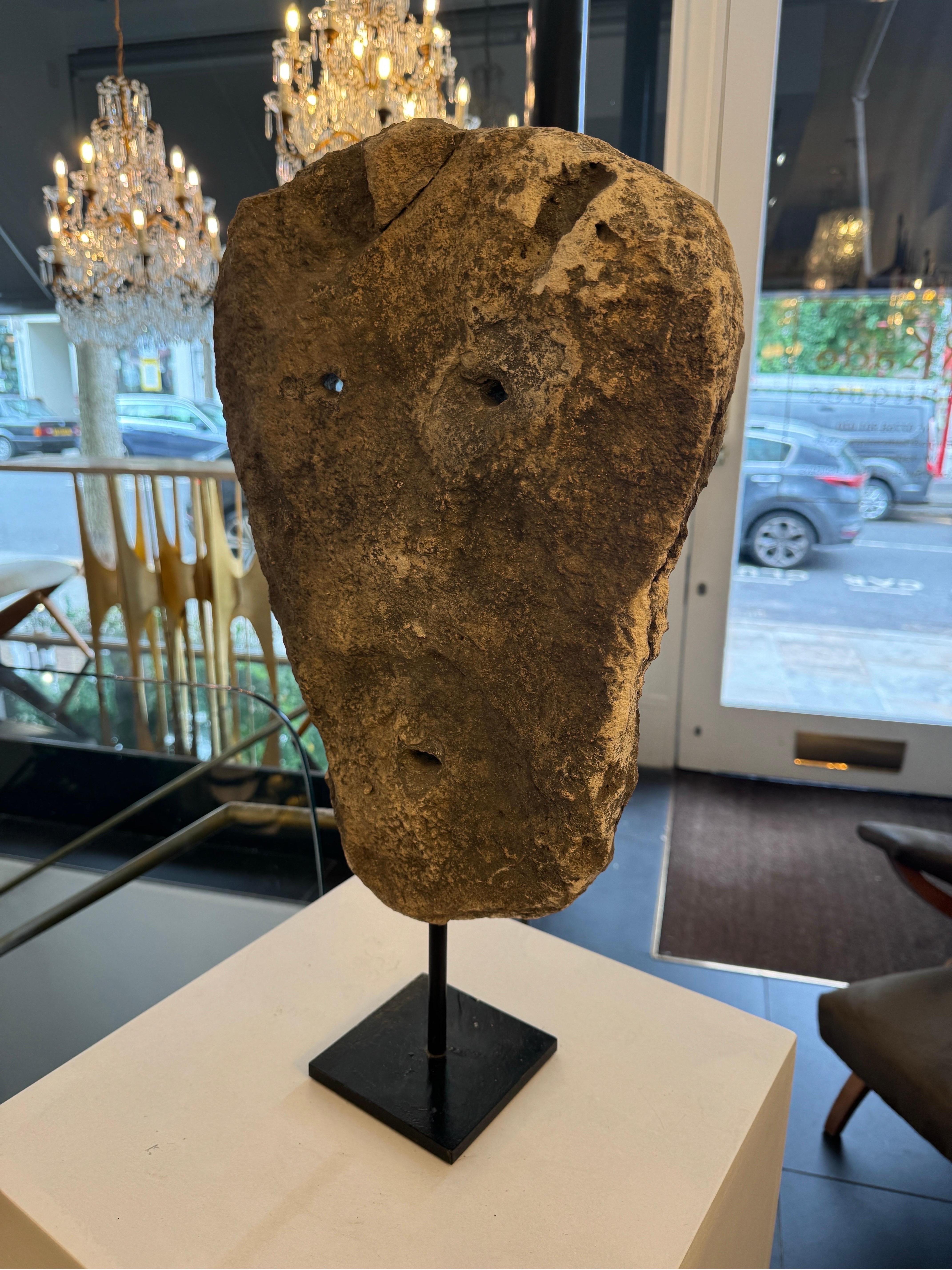 Ancient Anthropomorphic carved stone sculpture In Good Condition For Sale In London, GB