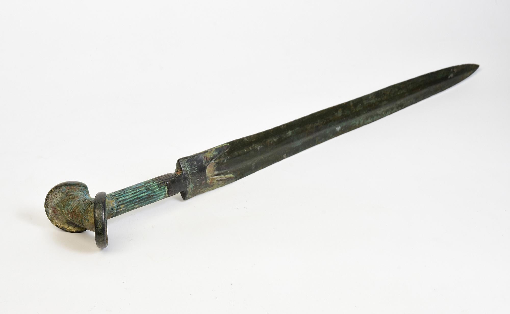 Ancient Antique Luristan Bronze Sword / Knife / Dagger / Early Iron Age Weapon For Sale 4