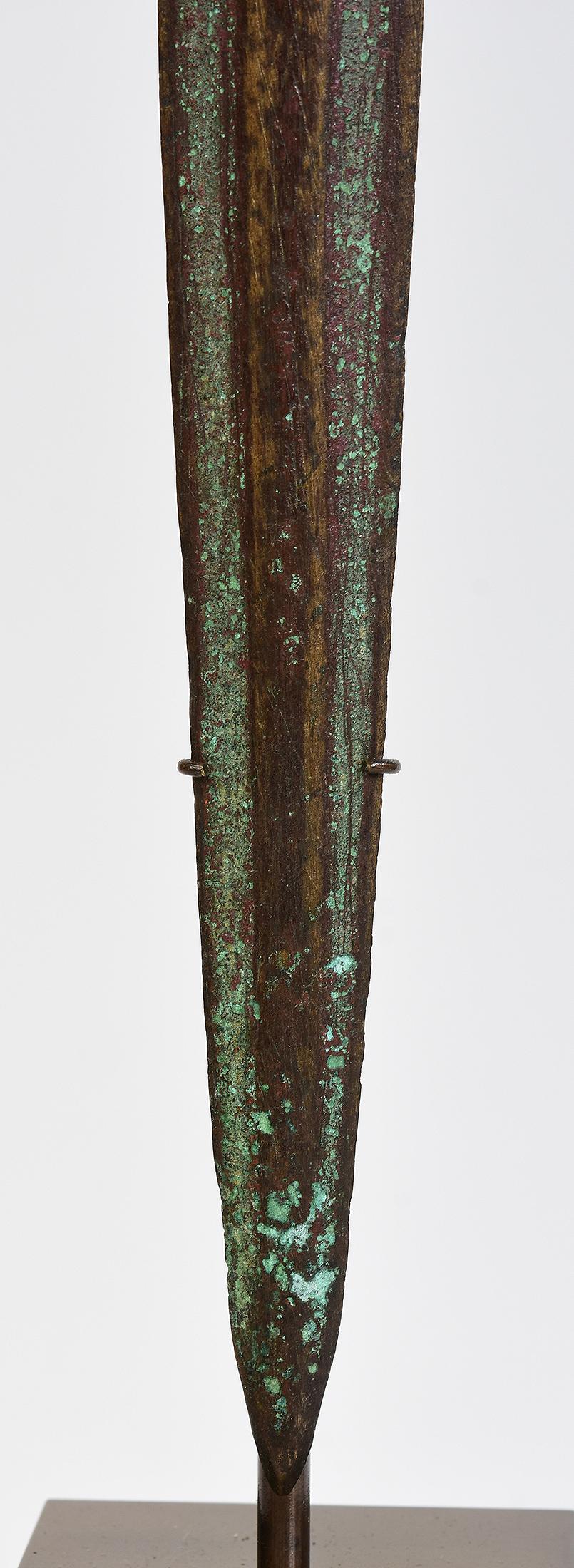 Ferronnerie Ancien épée / couteau / dague en bronze Luristan ancien tissage de l'ère du fer en vente