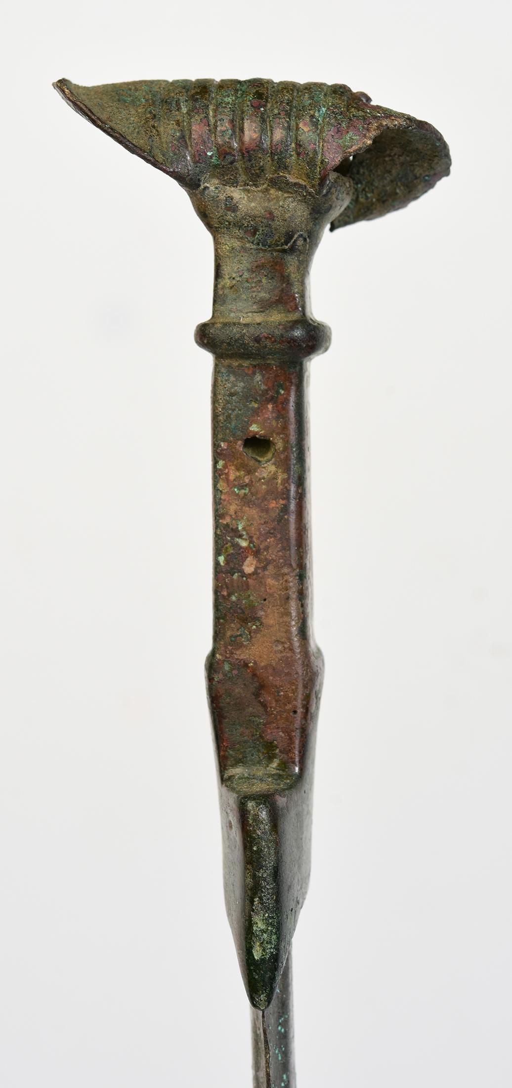 Ancient Antique Luristan Bronze Sword / Knife / Dagger / Early Iron Age Weapon In Good Condition In Sampantawong, TH